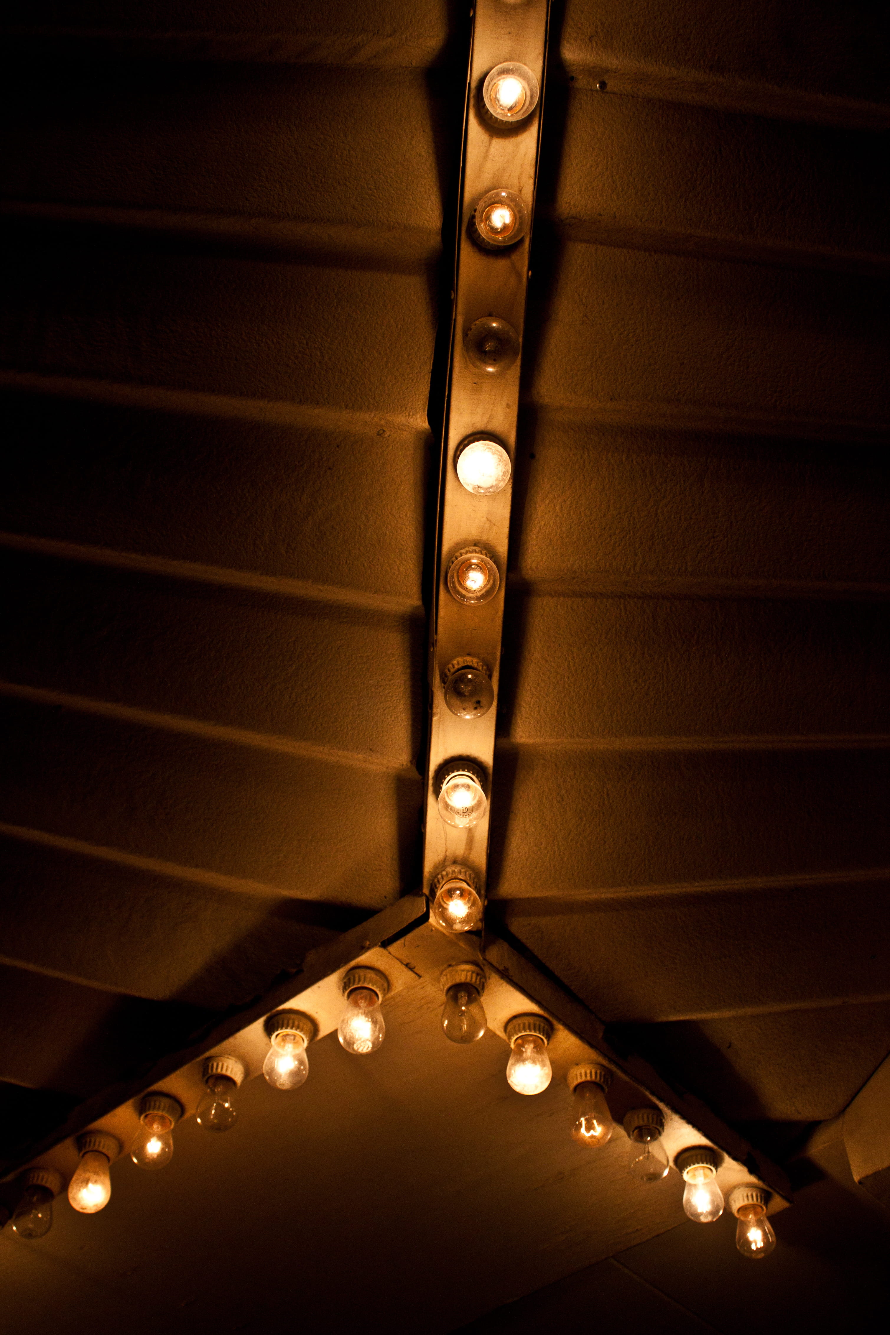 light bulb, electricity, hamont, westdale, in a row, pattern, illuminated, close-up, marquee, light fixture, canada, lights, electric lamp, lighting equipment, Phone HD Wallpaper