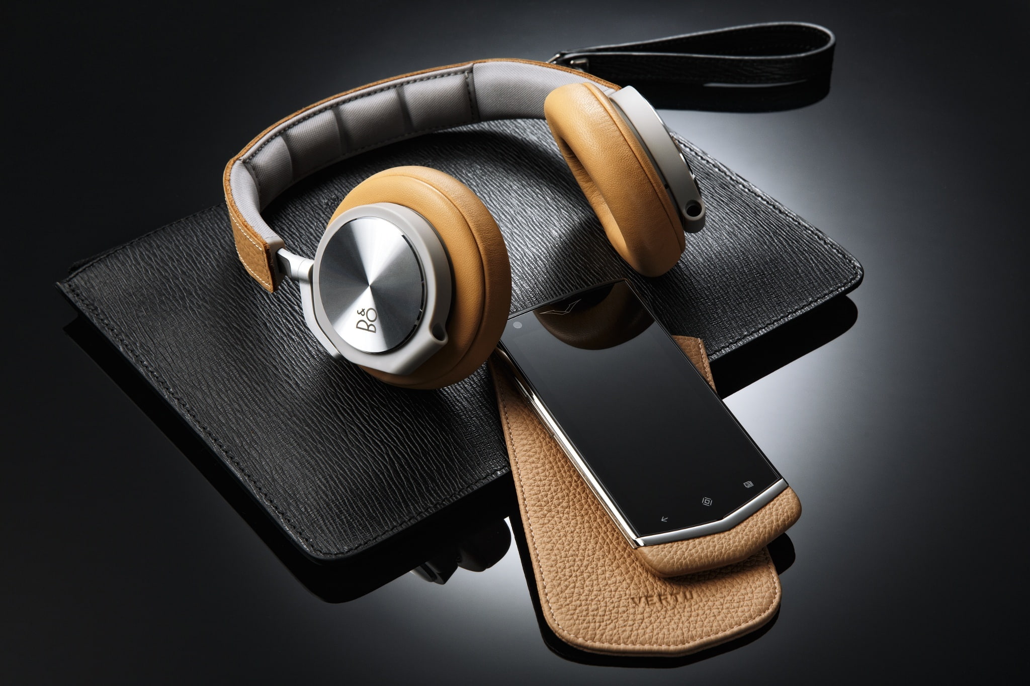 phone, case, BeoPlay H6, headphones, smartphone, Bang andamp; Olufsen, Bang and Olufsen, 1080P, Vertu, HD Wallpaper