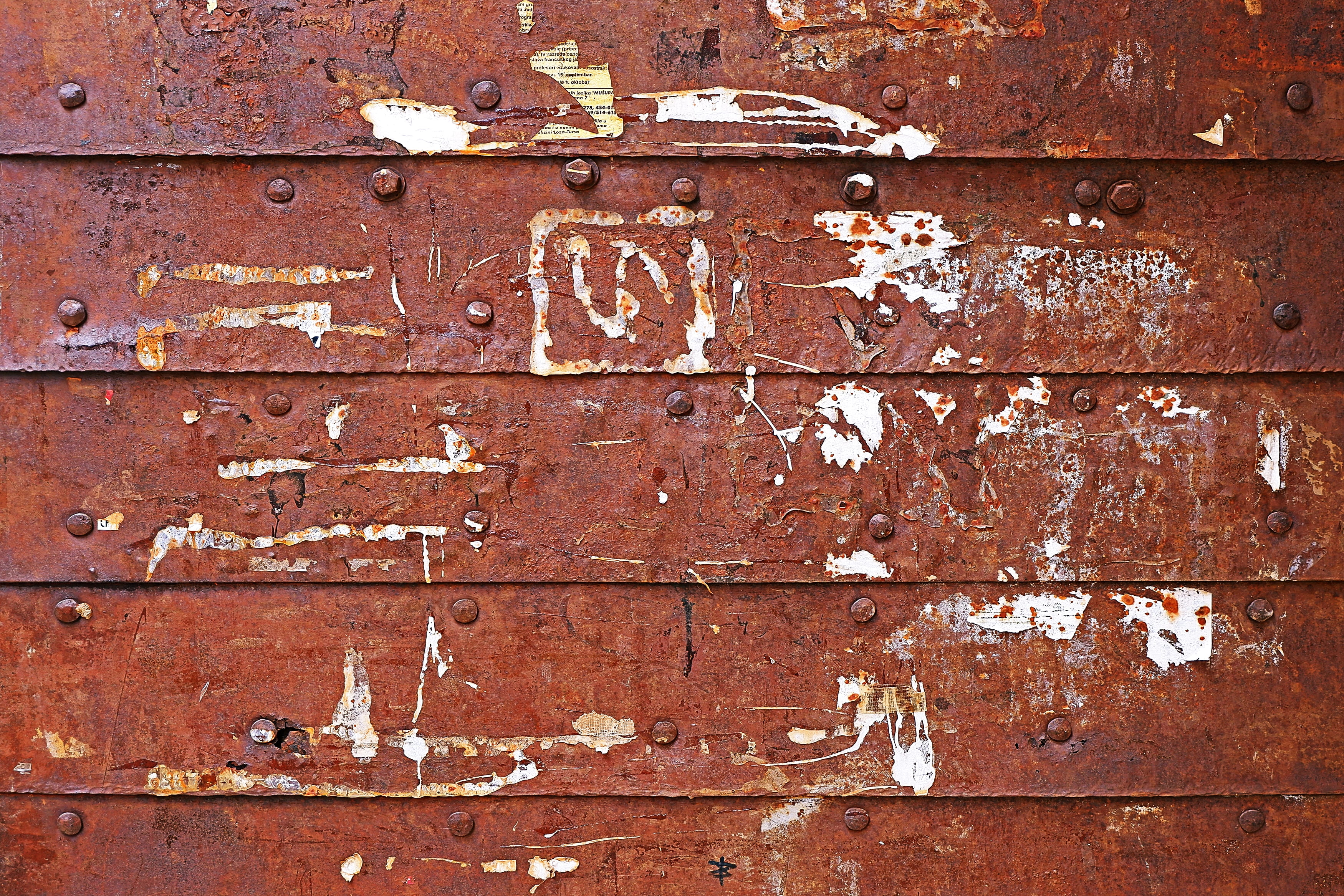 close-up, label, wall - building feature, day, brick wall, clothing, backgrounds, locker, damaged, slate, wood - material, architecture, rug, demolition, HD Wallpaper