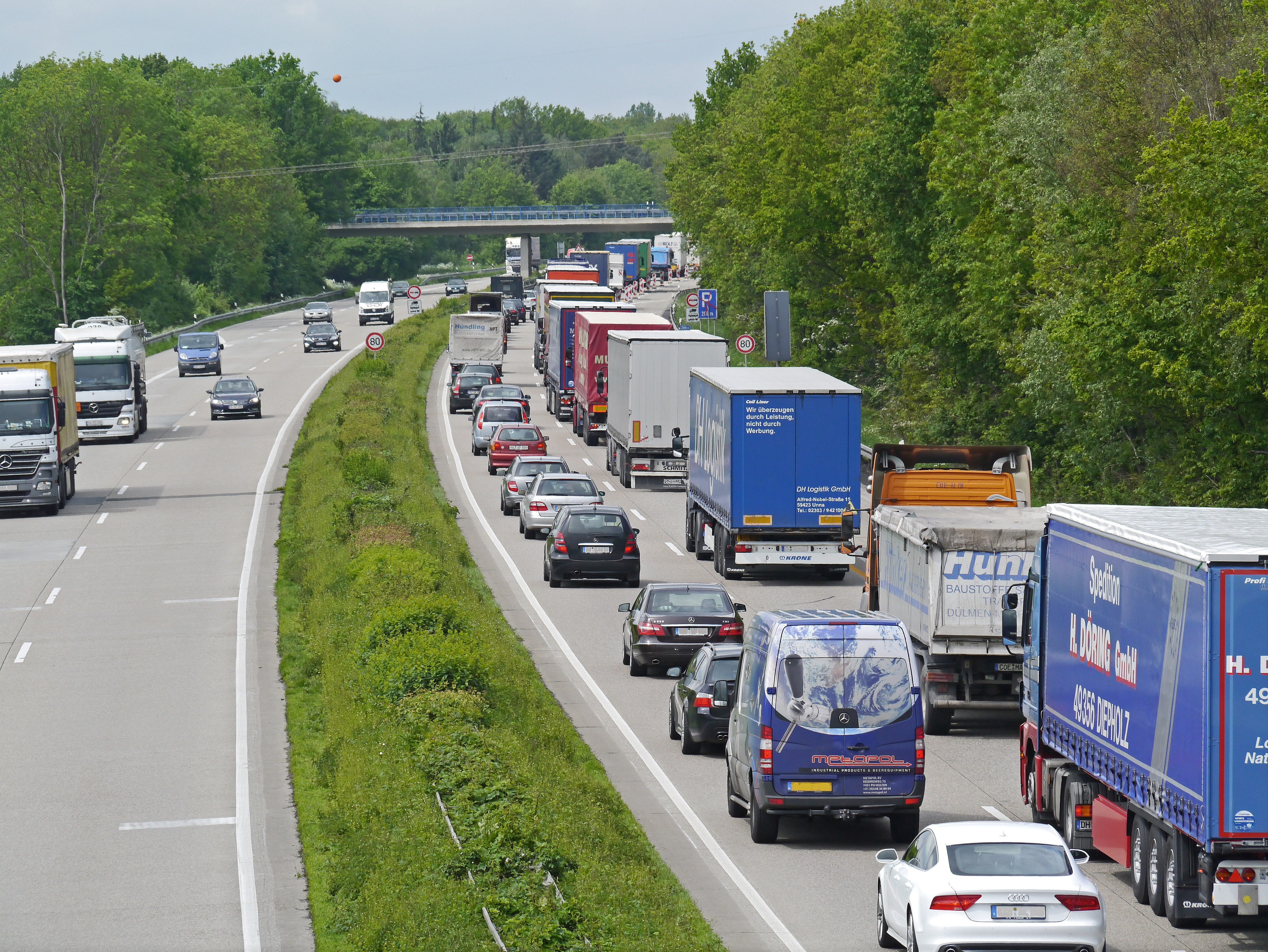 site, speed restriction, baustelle jam, outdoors, highway, davert, jam, city, transportation, motor vehicle, truck, münsterland, day, slow moving, street, HD Wallpaper