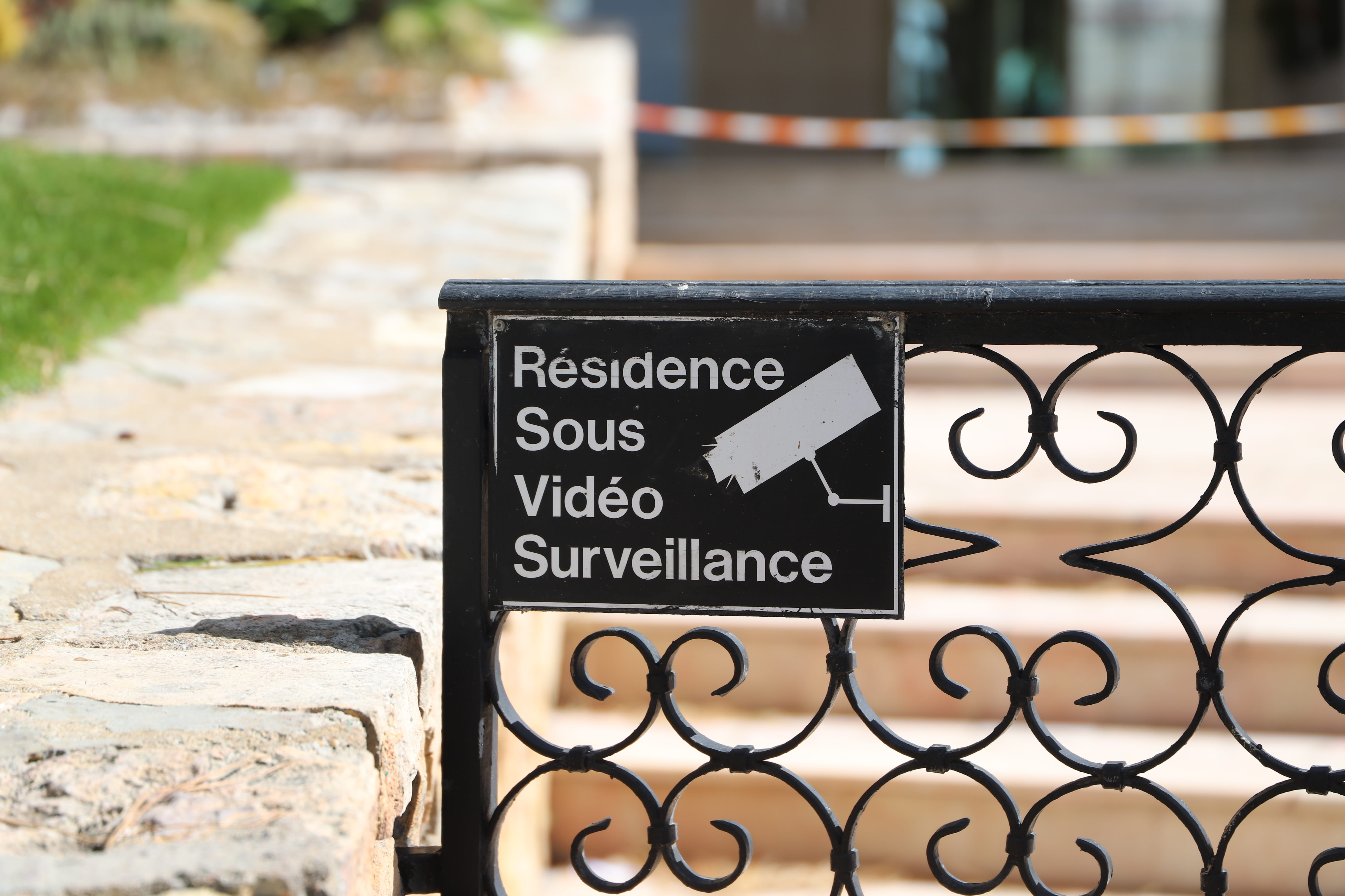 boundary, wood, surveillance camera, western script, wrought iron, no people, thieves, message, french, nature, camera, information, 5K, prohibited, HD Wallpaper