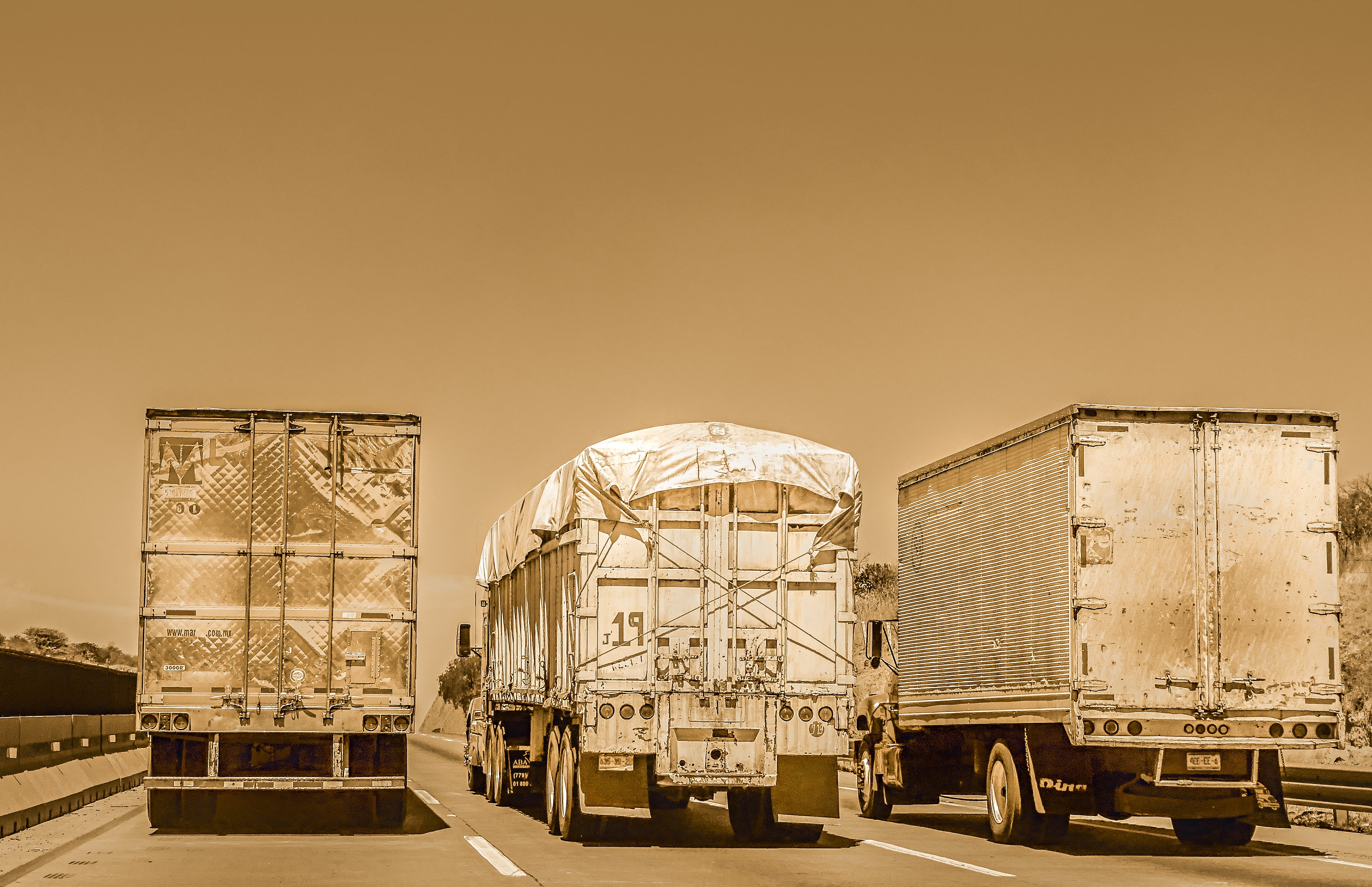 traffic, transportation, no people, motor vehicle, drive, outdoors, blockade, ferris wheel, overtaking, three lanes, 4K, together, land vehicle, highway, HD Wallpaper