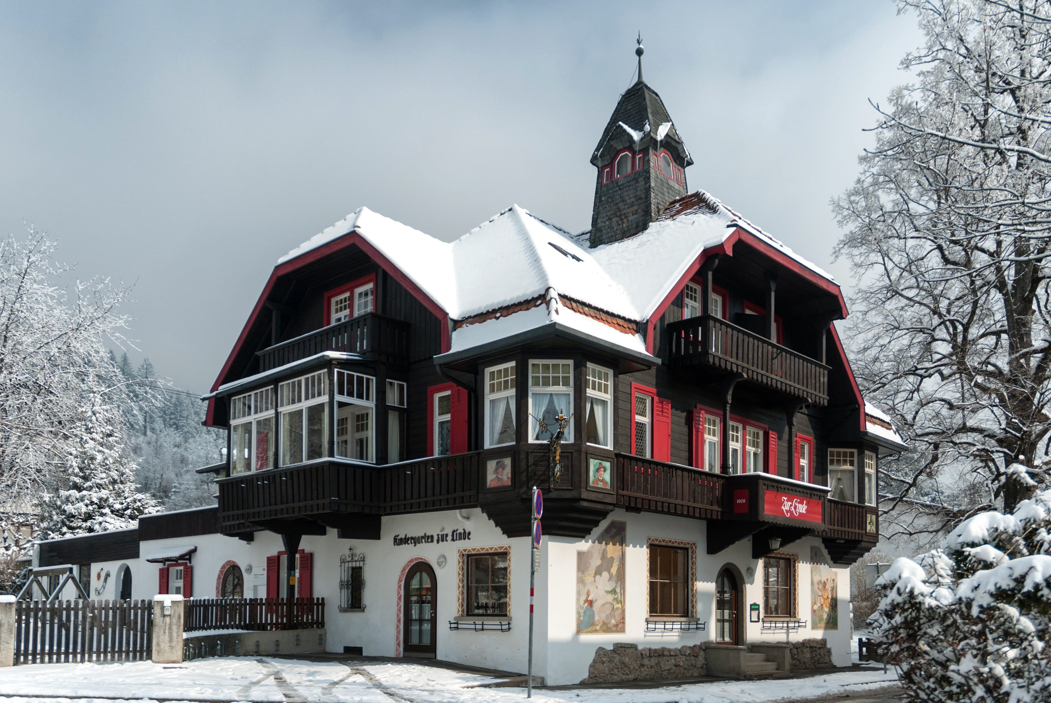 outside, built structure, belief, 2K, black, tree, restaurant, innsbruck, winter, residential district, sky, building, outdoors, covered, wooden, no people, HD Wallpaper