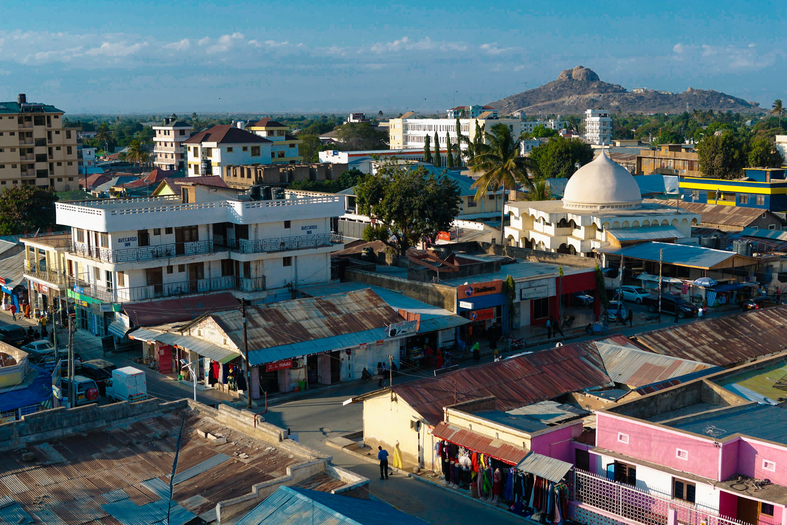 hd, built structure, city, debris, building, crowded, capital, muslim, transportation, dodoma, high angle view, africa, mosque, 2K, day, residential district, HD Wallpaper