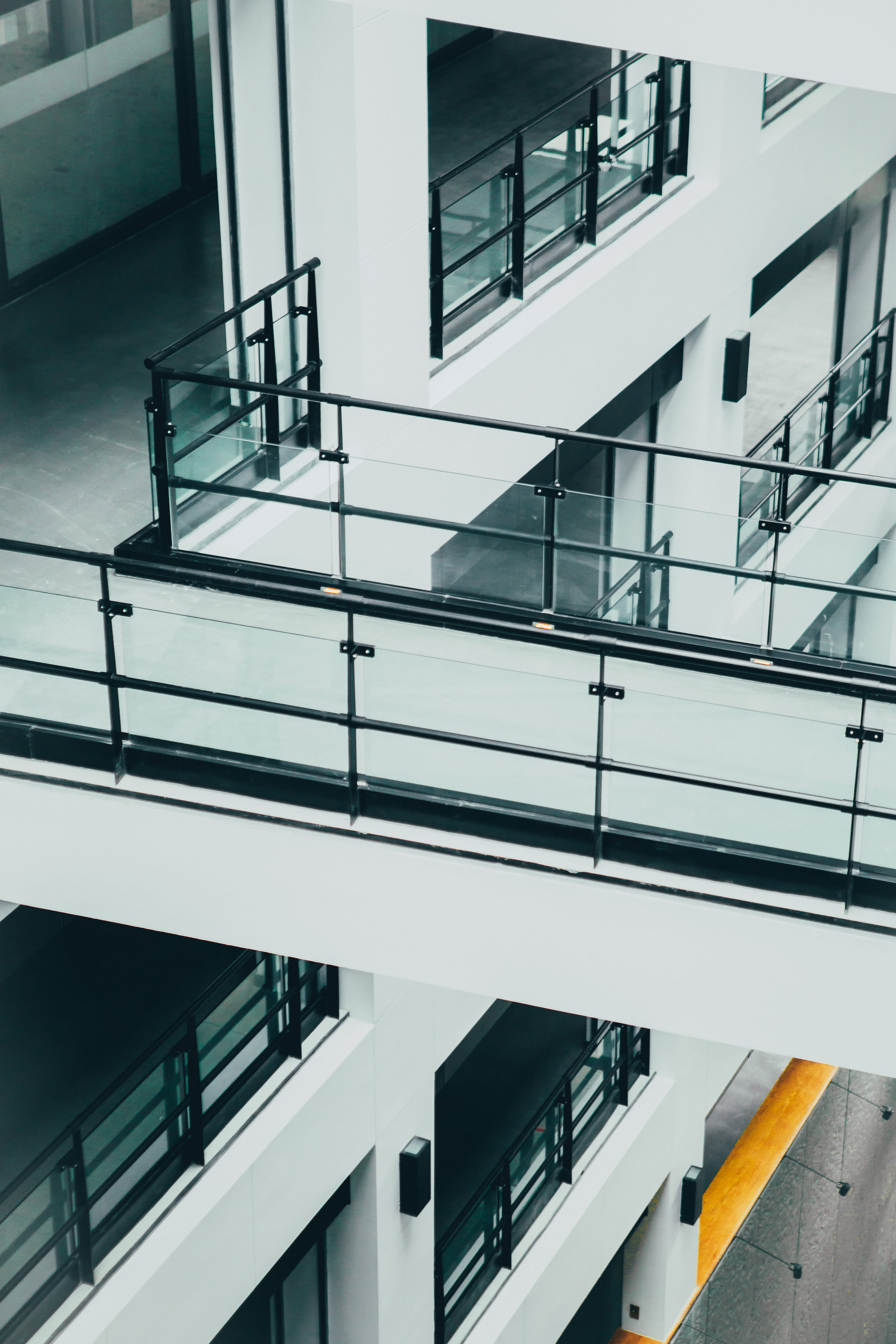 pattern, apartment, minimalist, outdoors, clean, no people, imac, built structure, china, balcony, lines, day, office, high definition, staircase, handrail, Phone HD Wallpaper