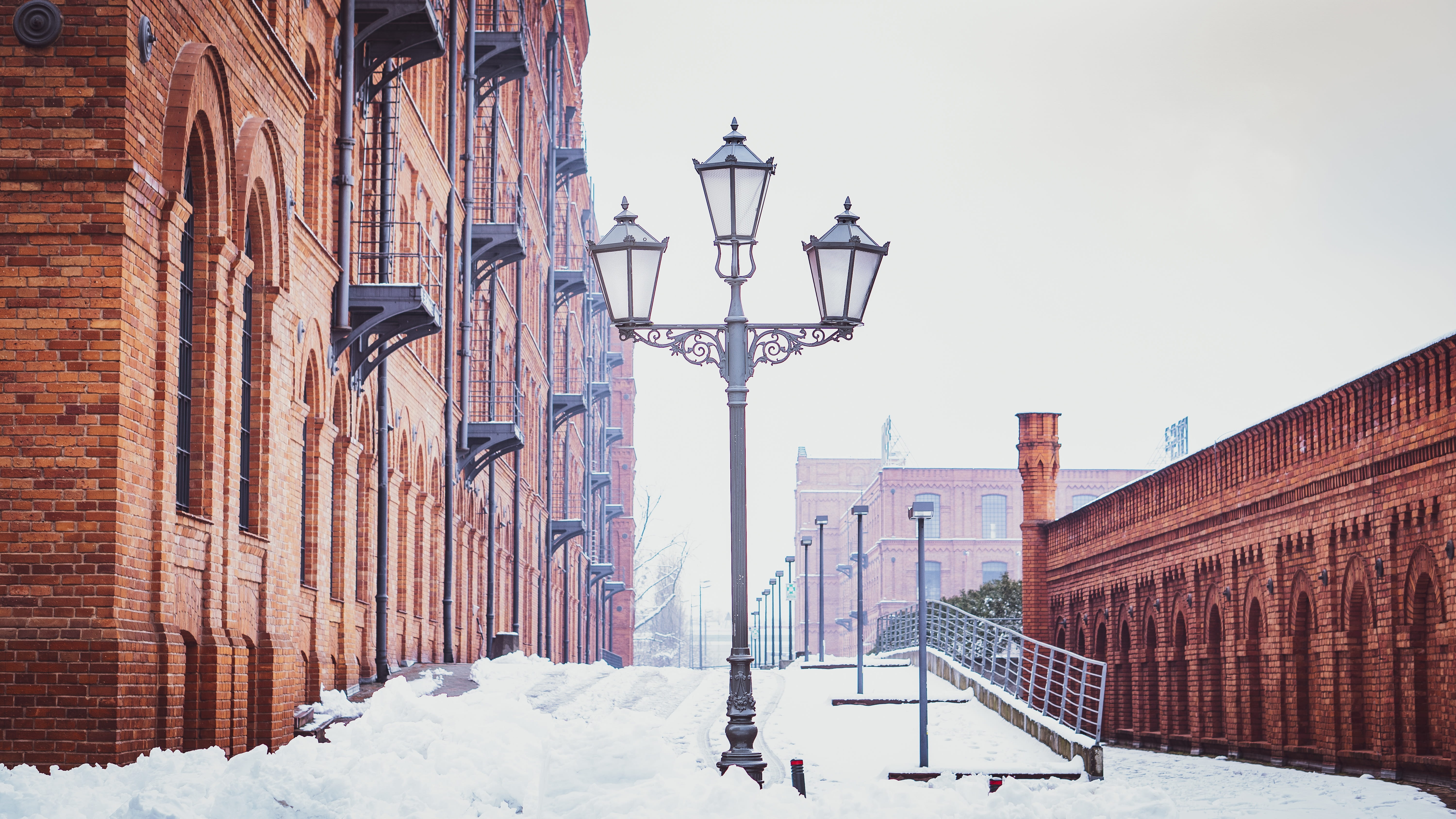 old, city, travel, clear sky, building, historic, town, winter, europe, buildings, wall, road, urban, building exterior, alley, 5K, ancient, cold temperature, HD Wallpaper