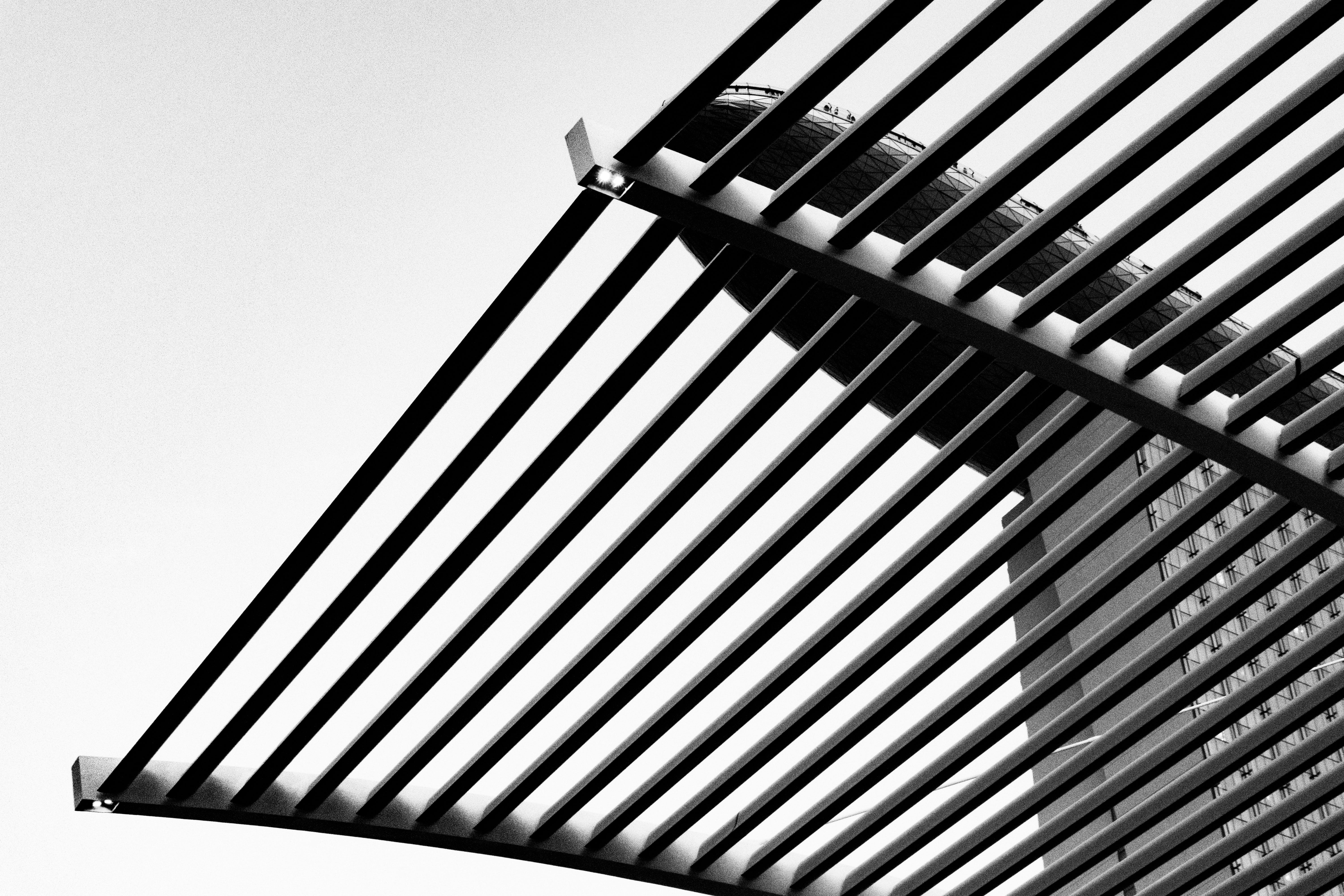 gray, cityscape, copy space, white, city, symbol, modern, appliance, close-up, pattern, mixer, marina bay sand, building, steel, low angle view, black and white, HD Wallpaper