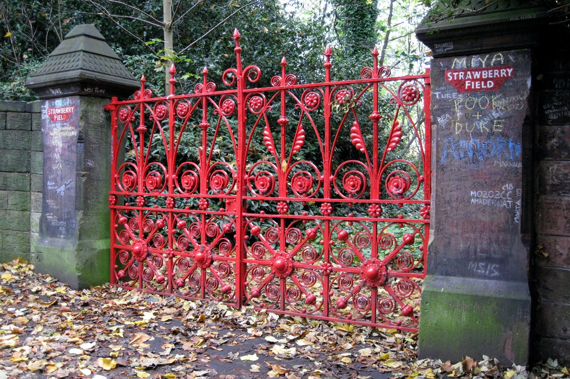 plant part, historic, built structure, no people, day, england, barrier, fence, children, communication, iron gate, security, safety, vintage, entrance, HD Wallpaper