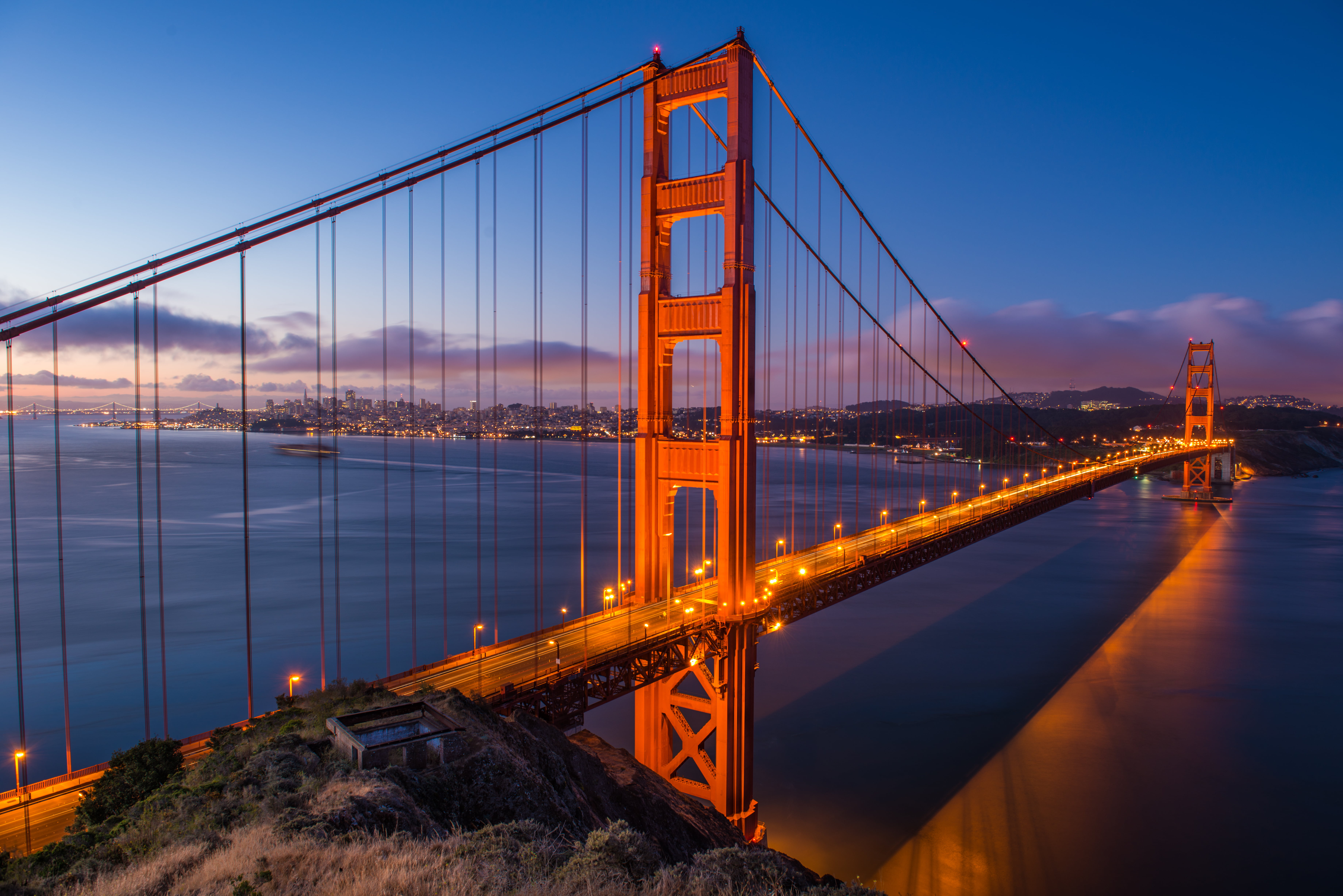 outdoors, connection, sea, tourism, golden, northern California, famous Place, traffic, city, San Francisco, suspension Bridge, 5K, Bridge, blue, pacific Ocean, HD Wallpaper