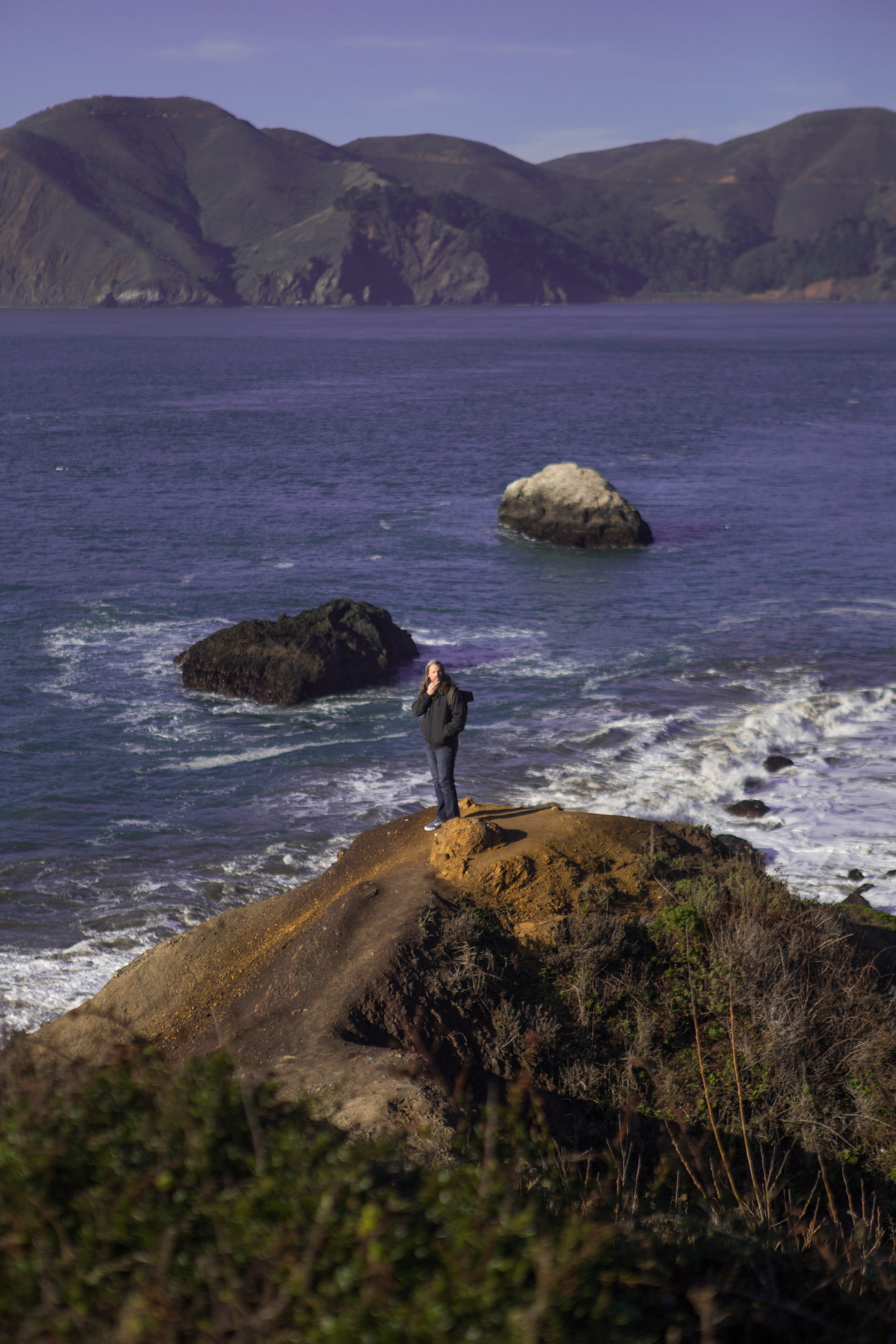leisure activity, mountain, sky, scenics - nature, day, rock - object, sea, nature, land, solid, one person, beach, san francisco, real people, lifestyles, Phone HD Wallpaper
