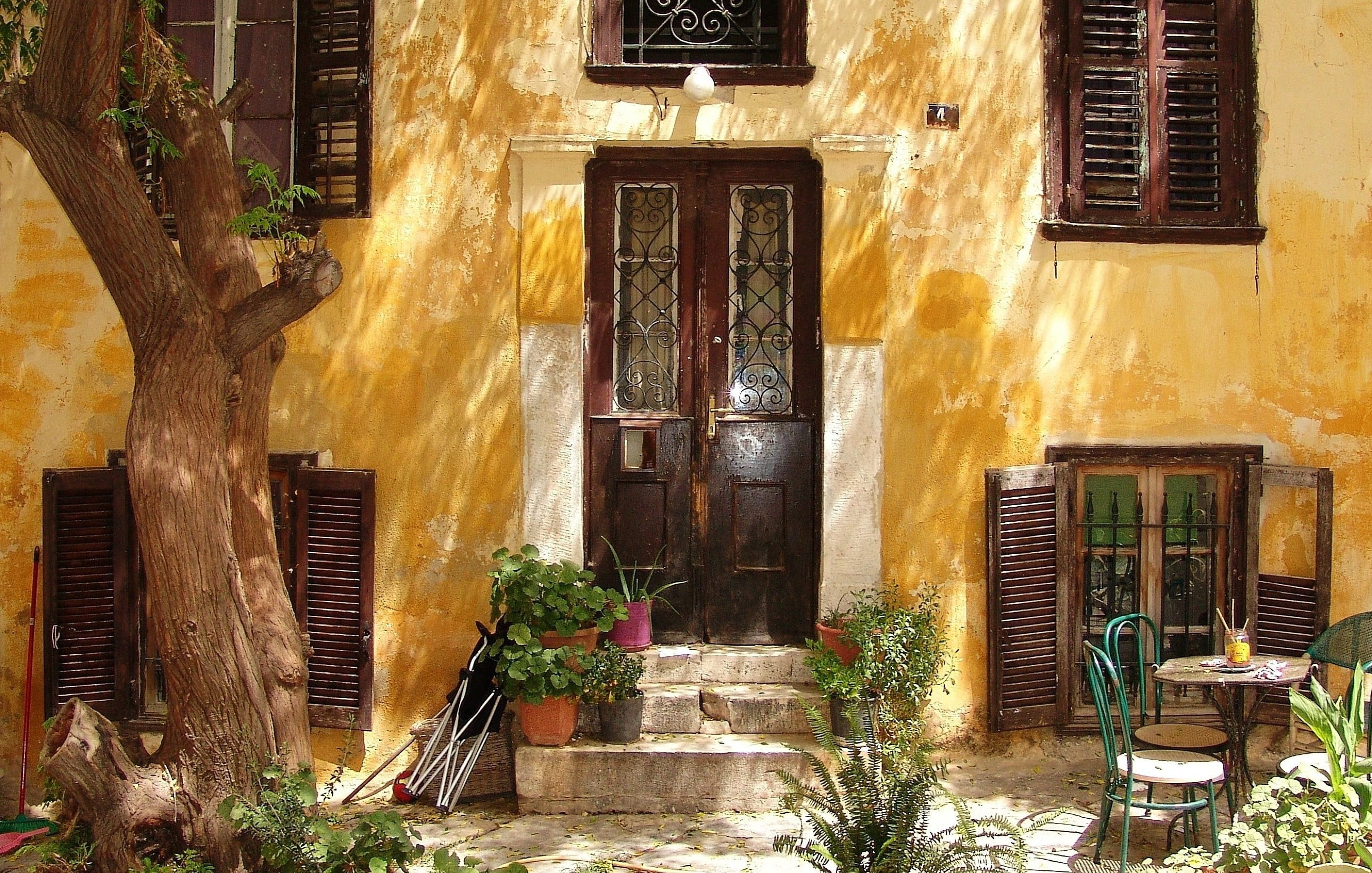 sunlight, closed, stair, old house, building, romantic, seat, hellas, house, mediterranean, brown, plant, potted plant, step, growth, home, wooden, old, HD Wallpaper