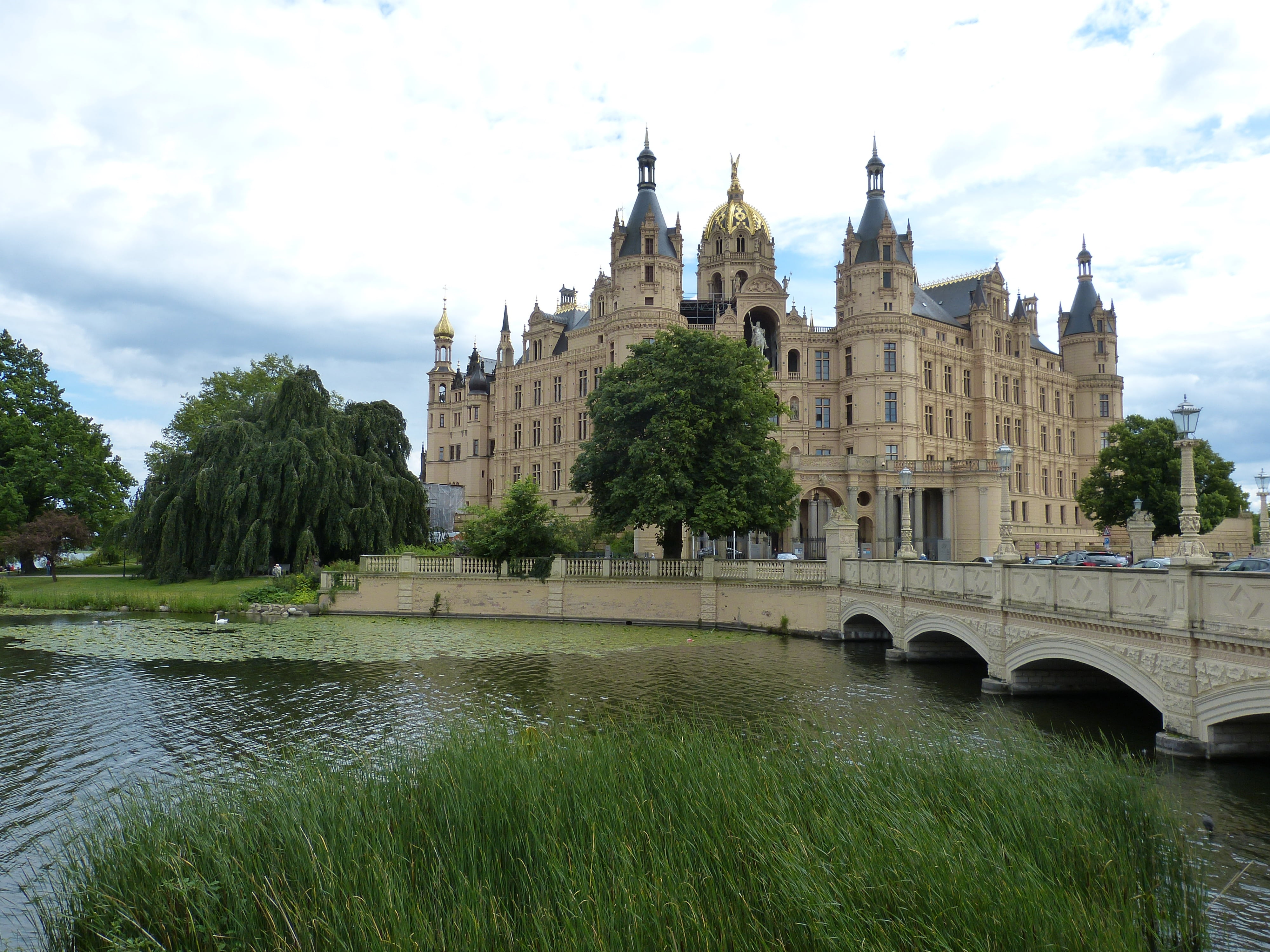 mecklenburg, connection, famous Place, bridge - man made structure, no people, trees, state capital, water, 4K, mecklenburg western pomerania, bridge, HD Wallpaper