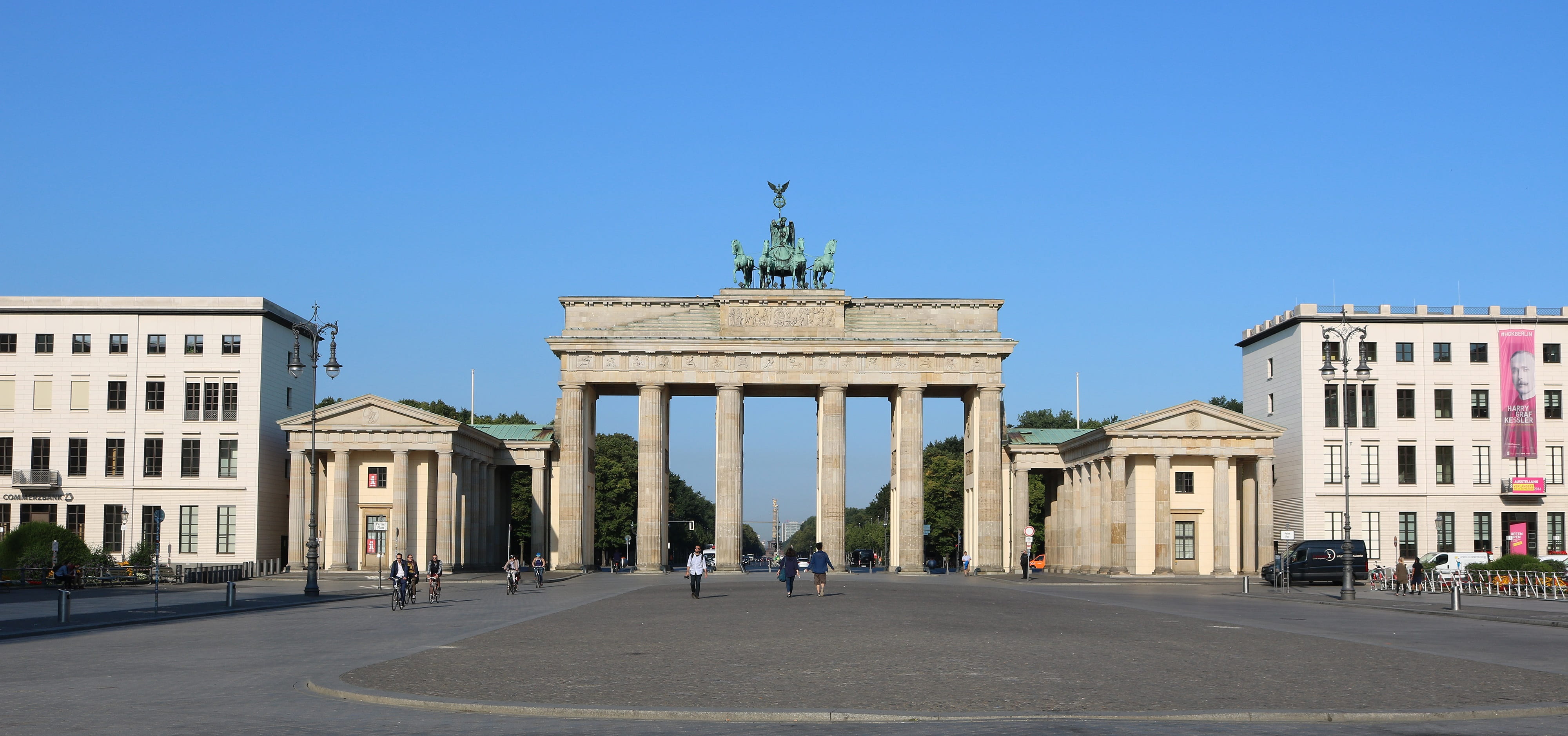 architecture, Panorama, city, neo-classical, the past, Berlin, travel destinations, quadriga, tourism, city gate, nature, built structure, clear sky, monument, HD Wallpaper