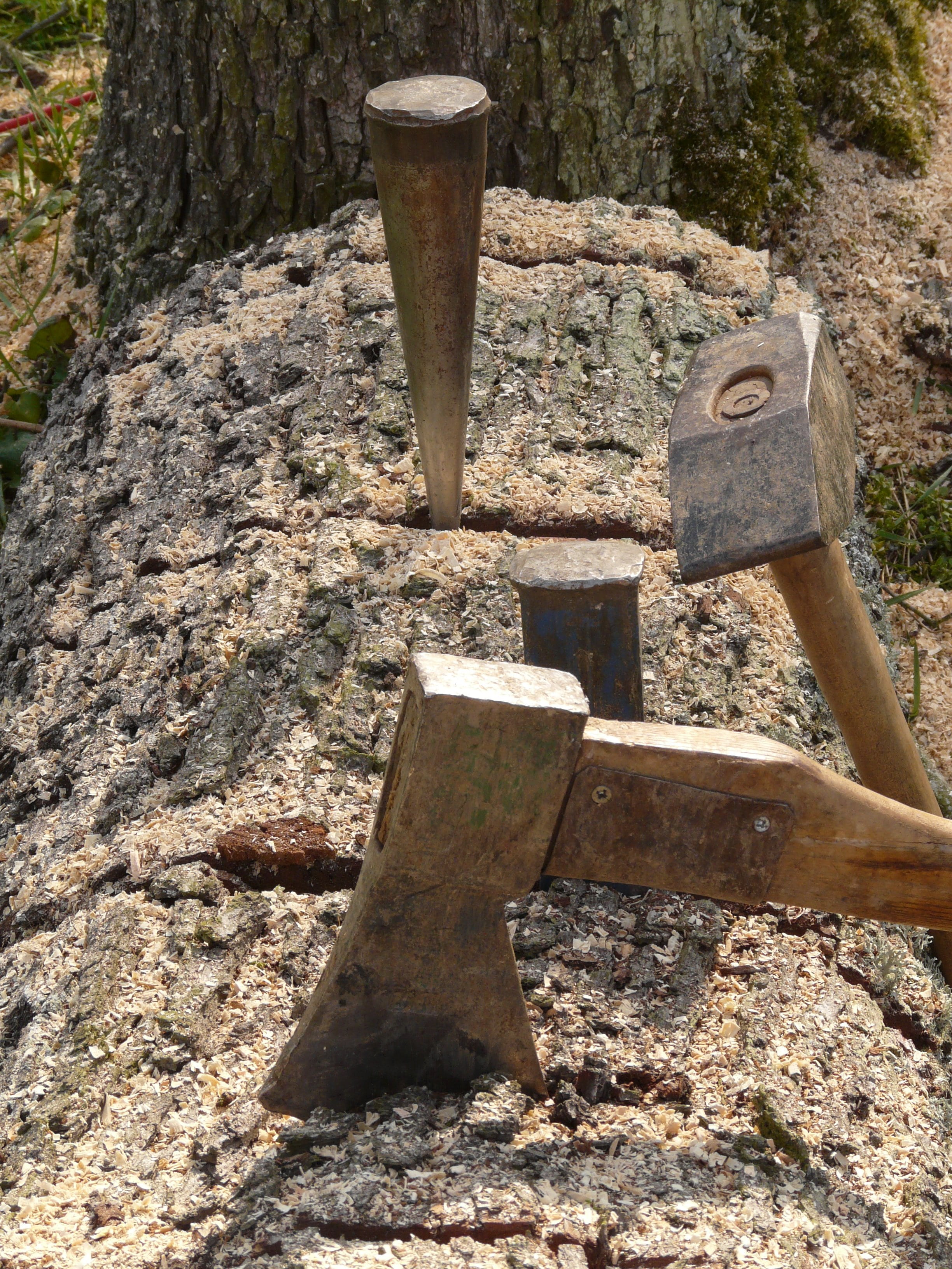 dangerous, rock, gap dies, logging, risk of injury, nature, rock - object, tree, hand tool, woodworks, no people, metal, wood, metallic wedge, 2K, solid, Phone HD Wallpaper
