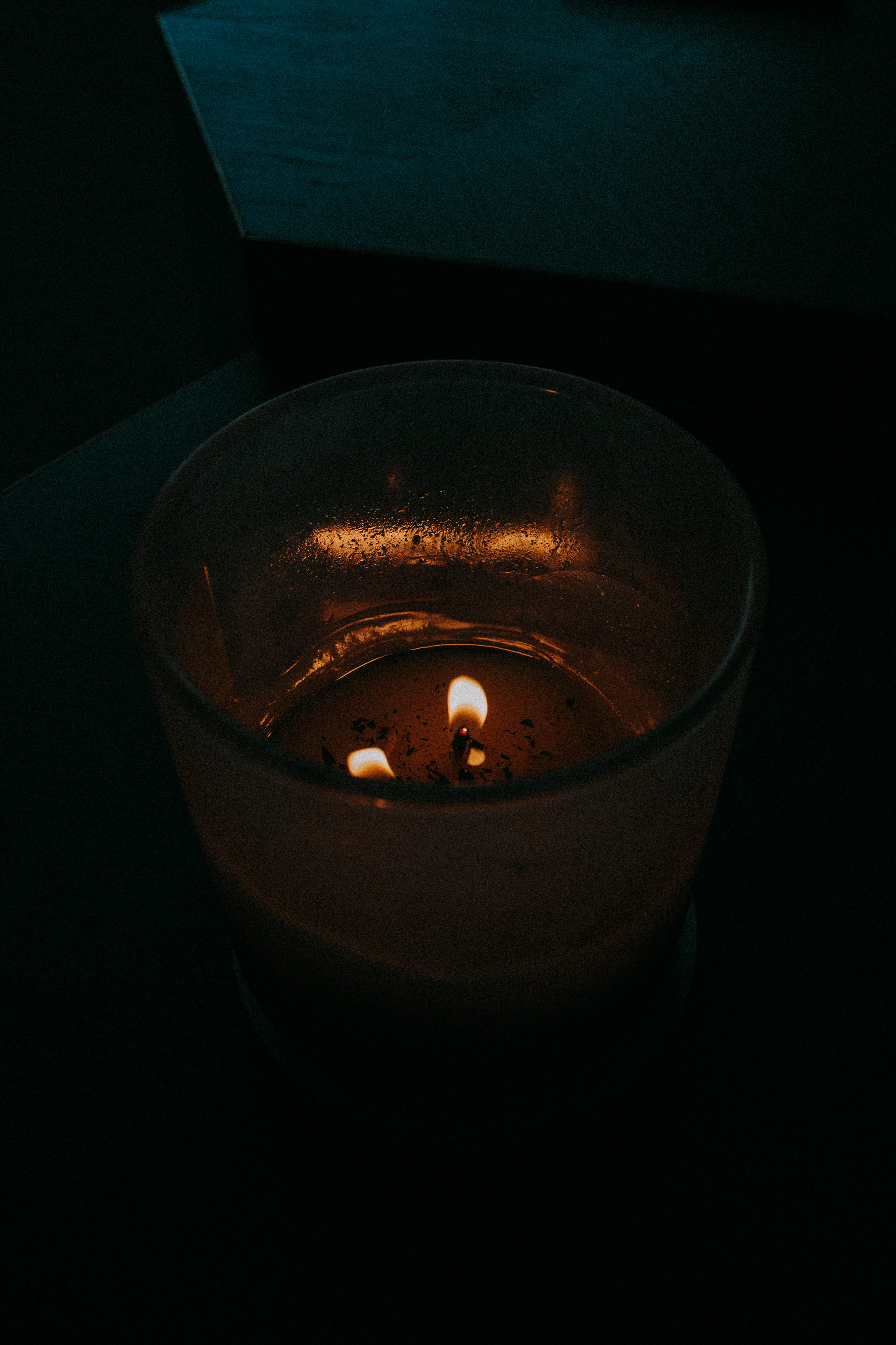 4K, glowing, beer, still life, crypt, candelaholder, heat - temperature, drink, beverage, stout, fire, applique, container, flame, night life, lightholder, Phone HD Wallpaper