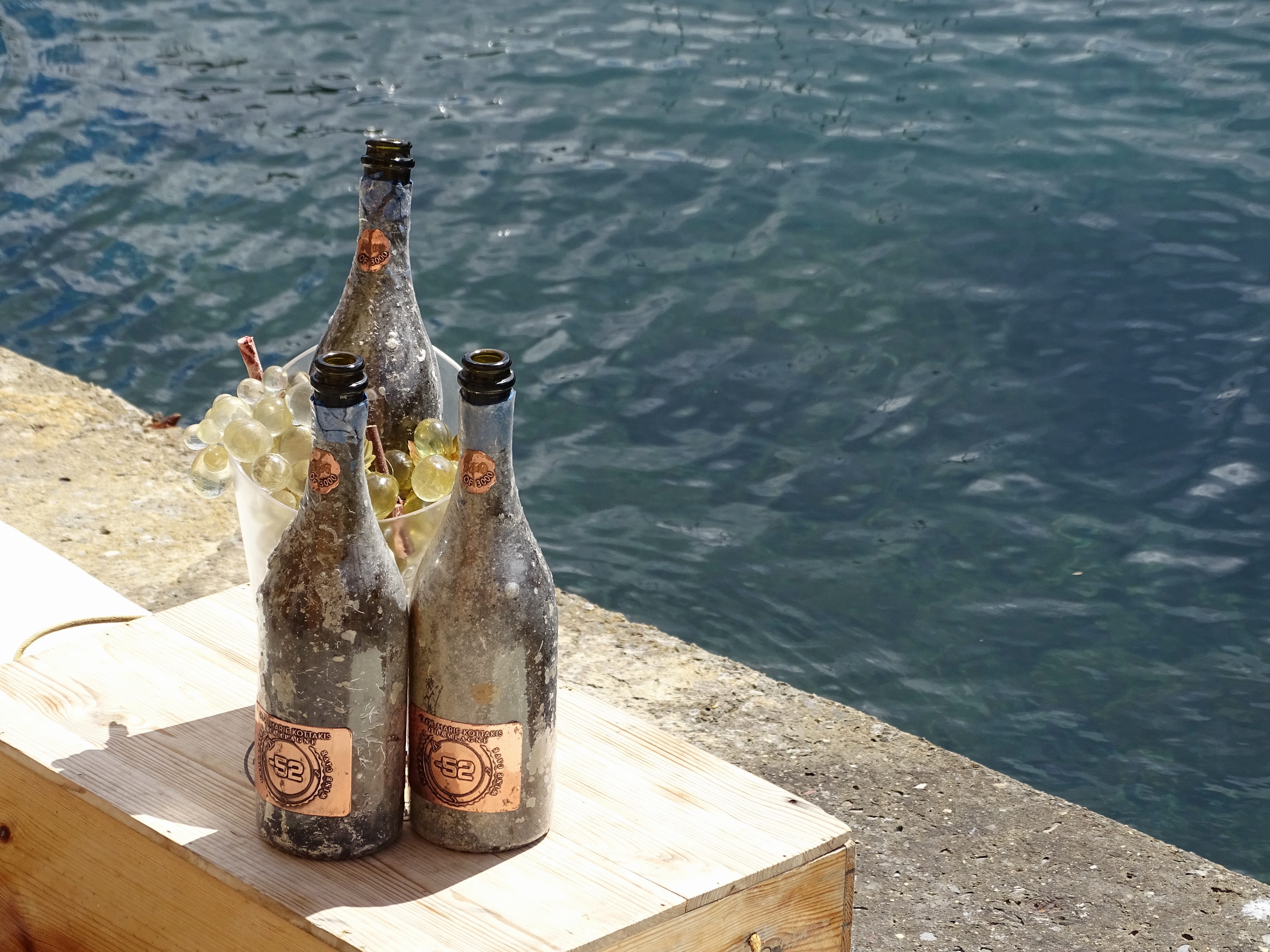 alcohol, nature, wine, still life, day, wood - material, beautiful, 5K, food and drink, beverage, italy, focus on foreground, no people, glass - material, HD Wallpaper