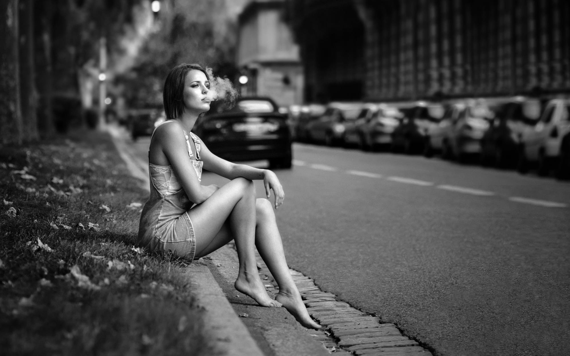 focus on foreground, women outdoors, barefoot, hairstyle, women, young women, urban, one person, real people, lifestyles, beauty, 1080P, sitting, fashion, HD Wallpaper