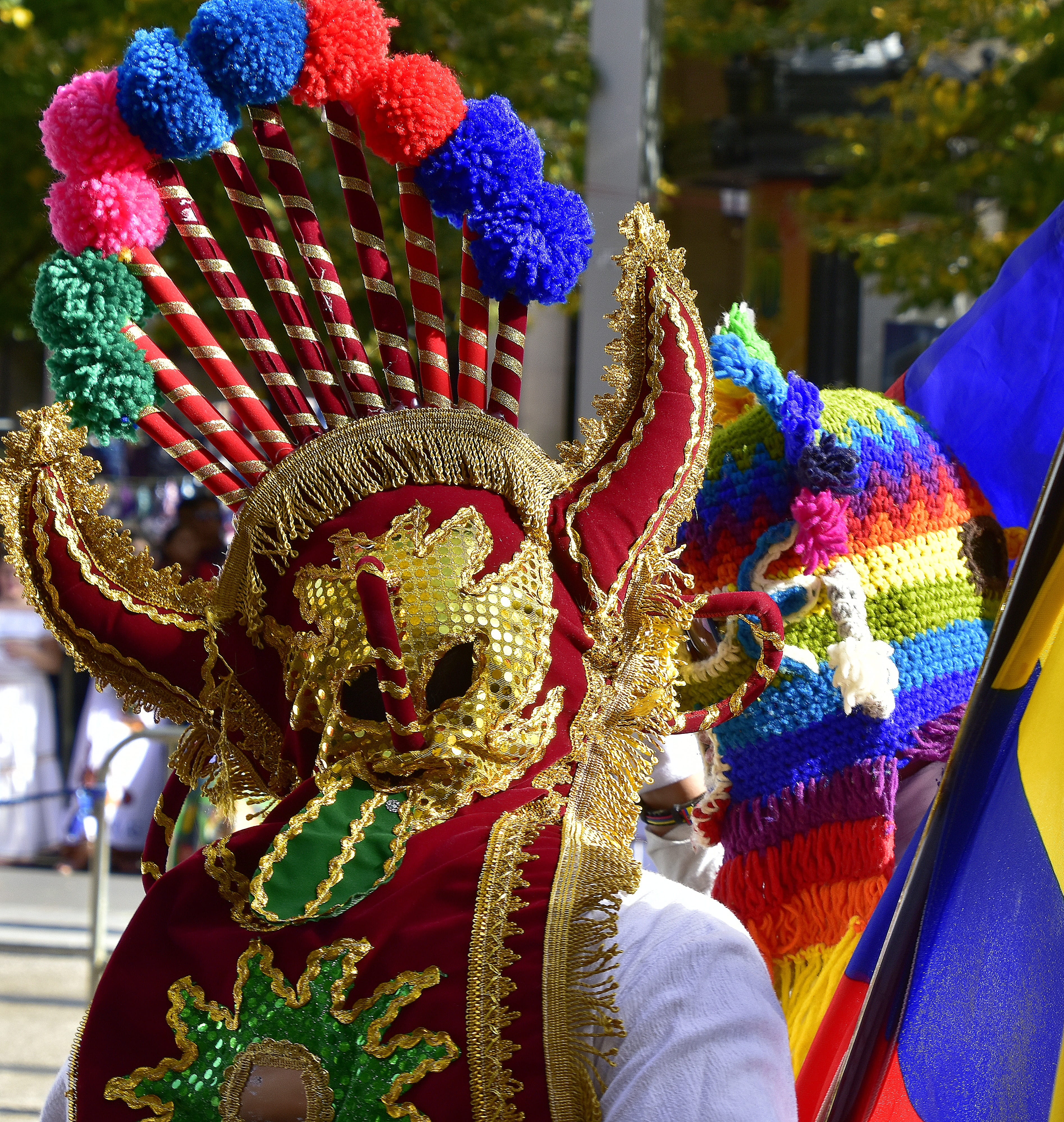 representation, costume, day, devotion, event, outdoors, folklore, carnival - celebration event, flowers, craft, saragossa, 4K, pillar, no people, festival, Phone HD Wallpaper