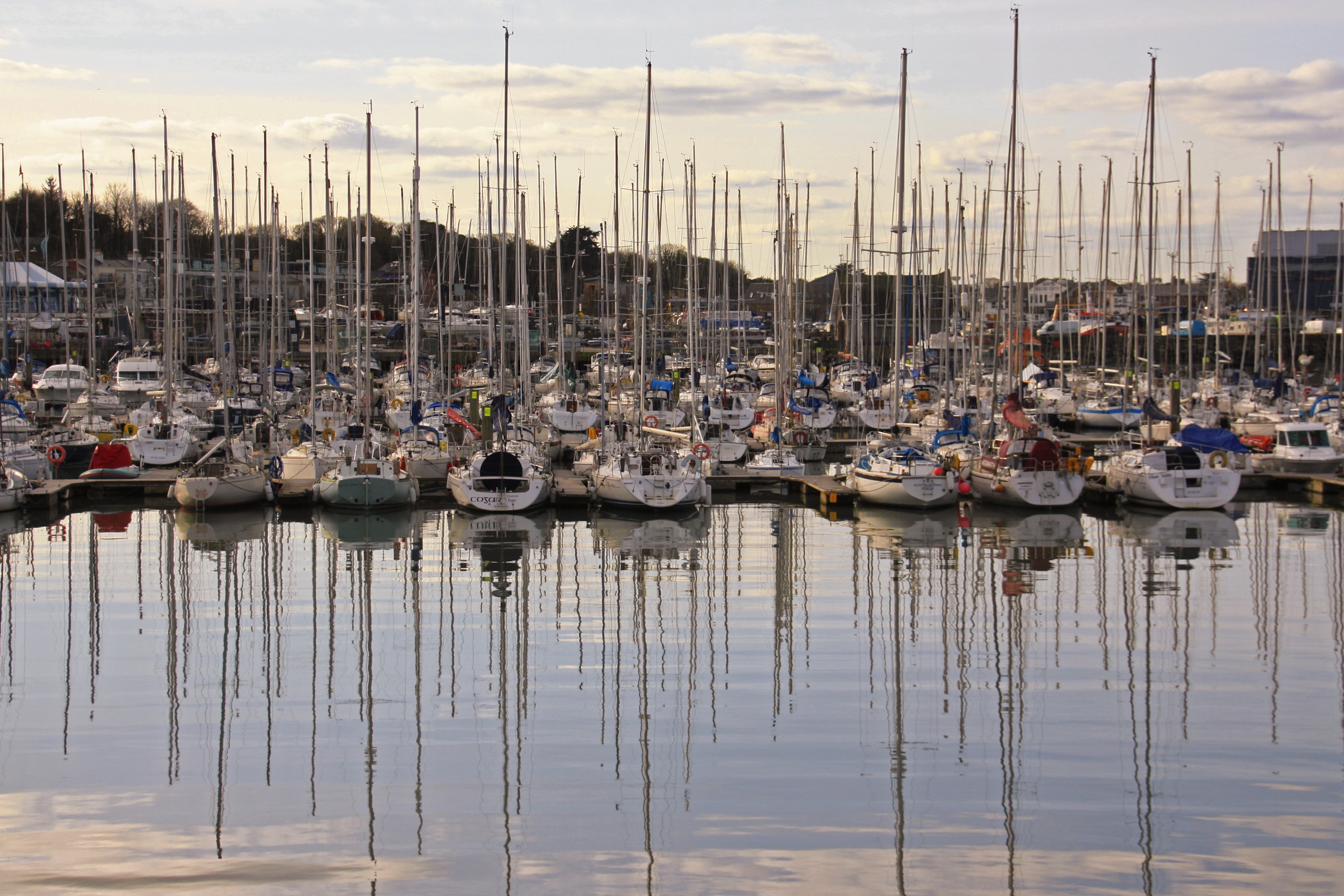 cloud - sky, yacht, port, sailing boat, sailing vessel, water, transportation, peninsula, outdoors, howth, mood, harbor, mast, sea, reflections, dublin, HD Wallpaper