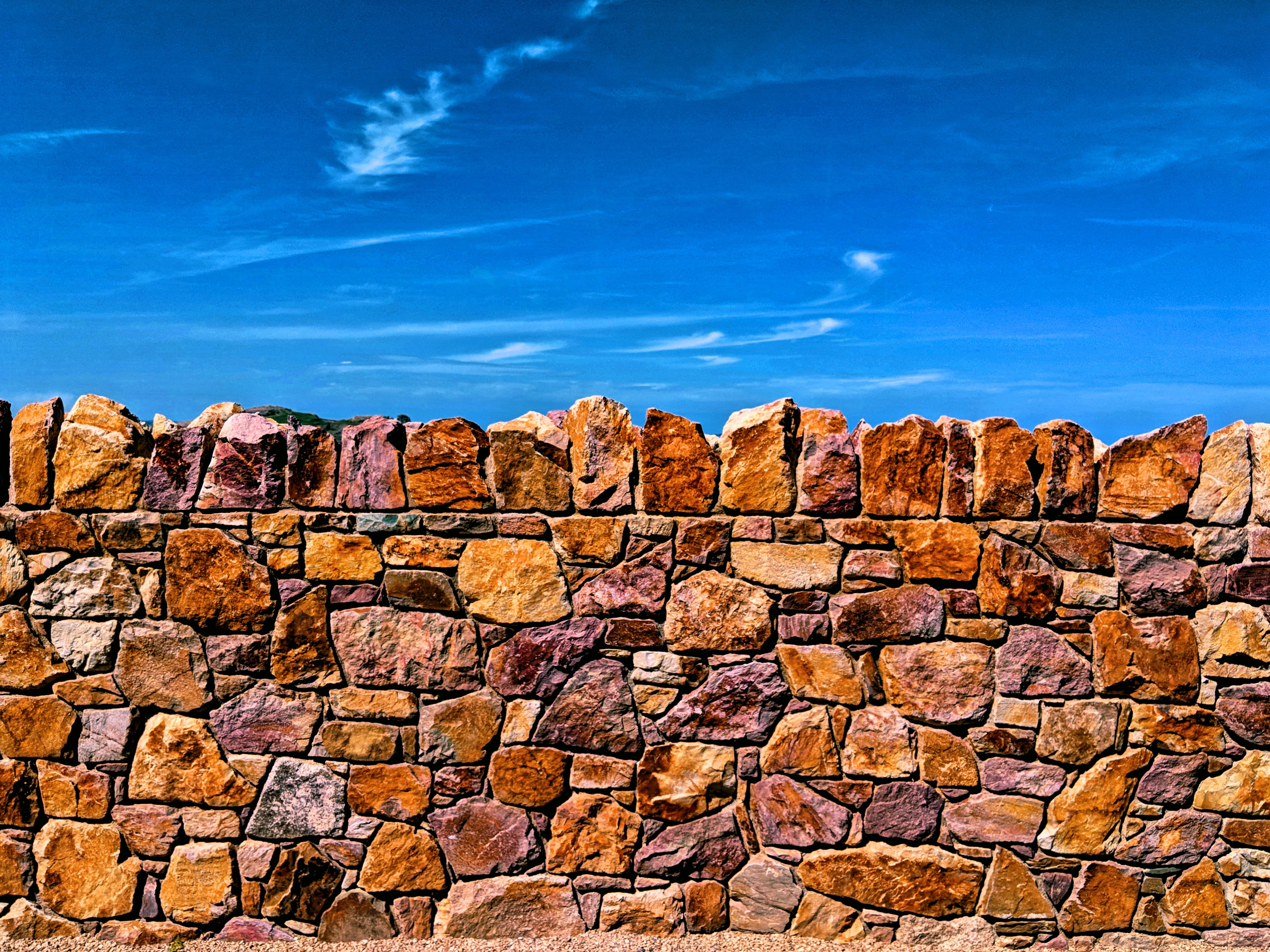 blue, architecture, building exterior, ireland, nature, stone, dublin, sunlight, rock - object, 2K, wall, sky, building, roof, environment, copy space, HD Wallpaper