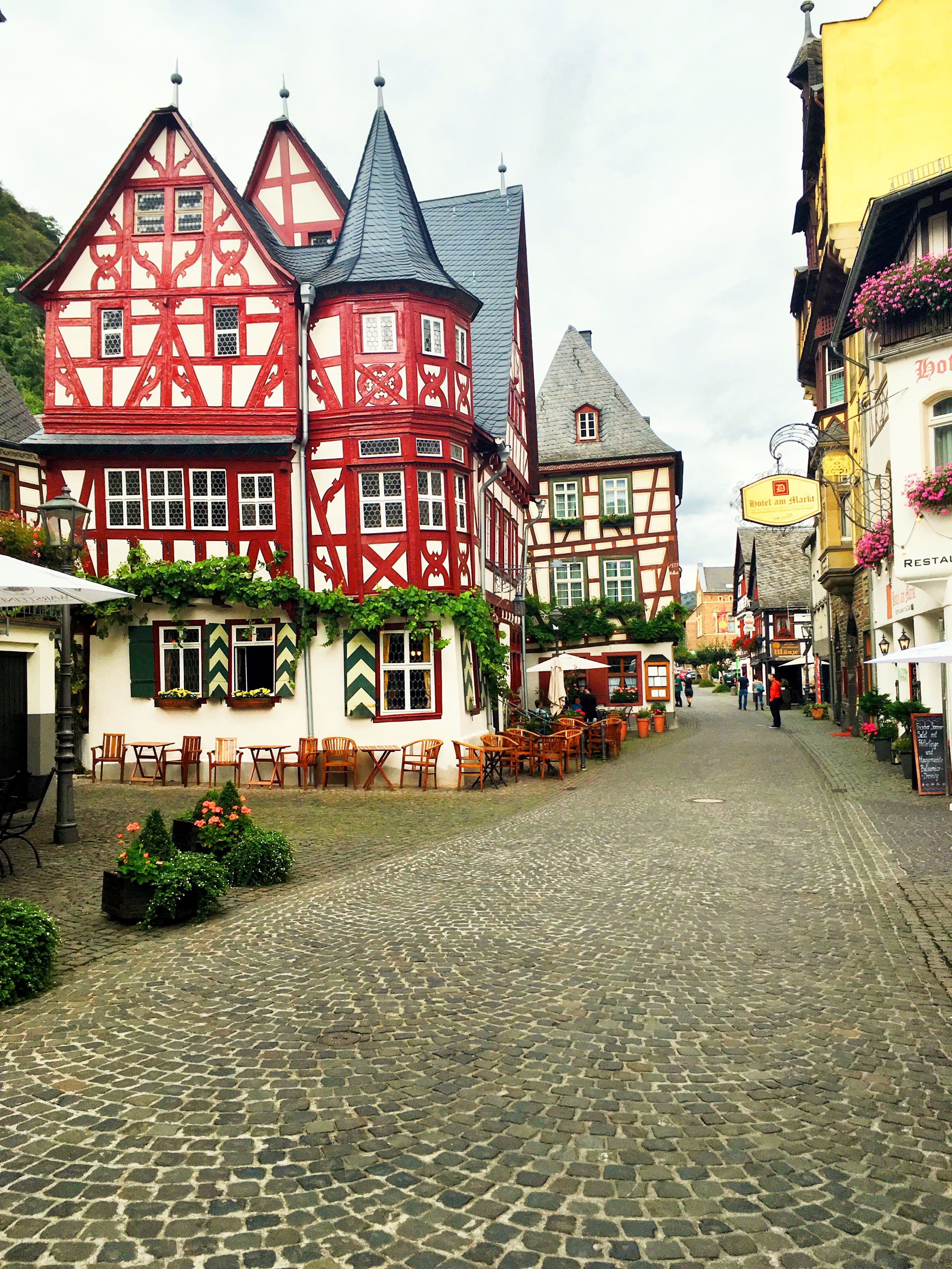 row house, built Structure, half-Timbered, cloud - sky, no people, town, day, nature, the way forward, germany, transportation, architecture, residential district, Phone HD Wallpaper