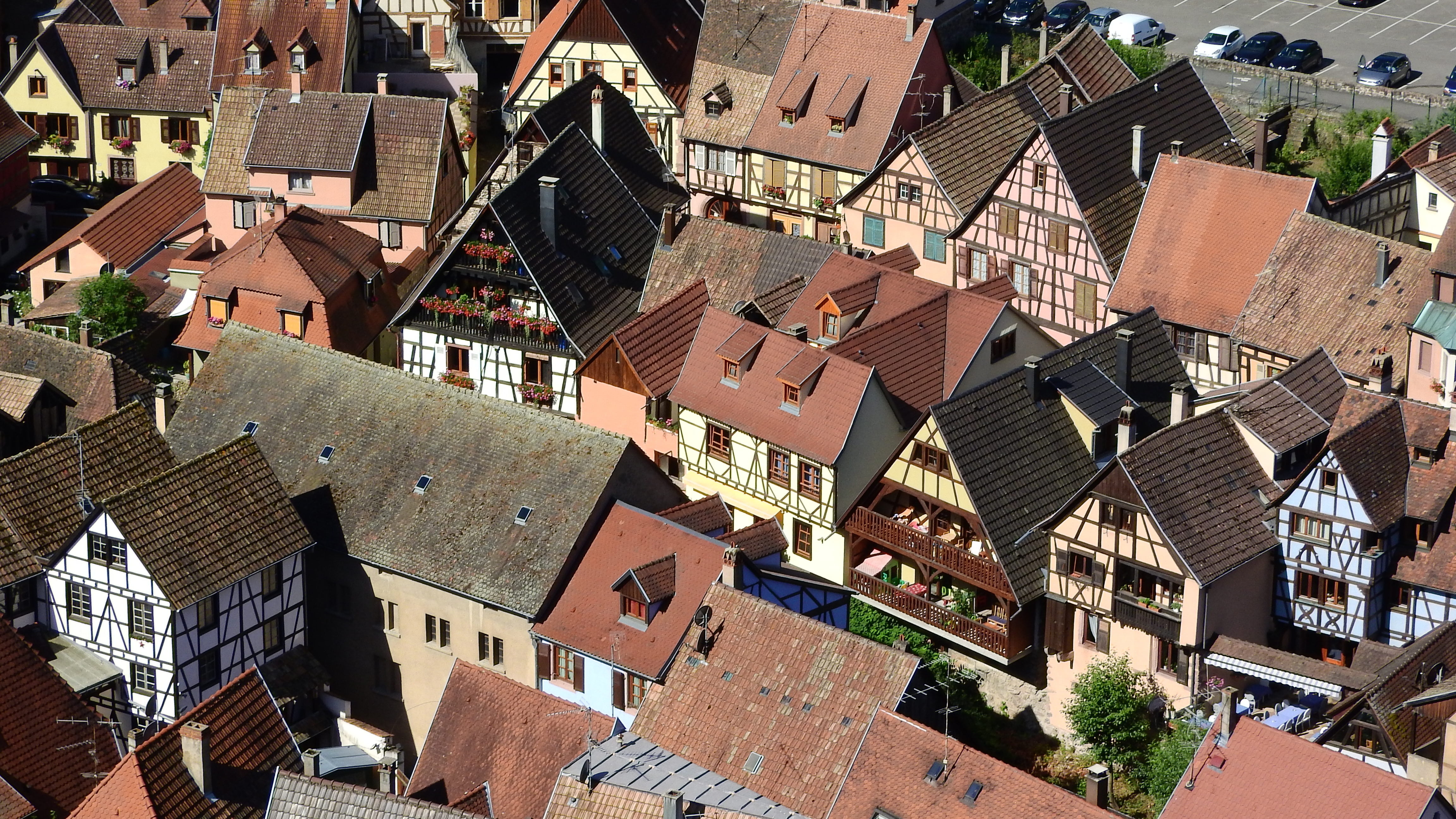 cityscape, residential district, day, skyscraper, romance, roof, built structure, crowded, france, crowd, townscape, roof tile, architecture, street, city, HD Wallpaper