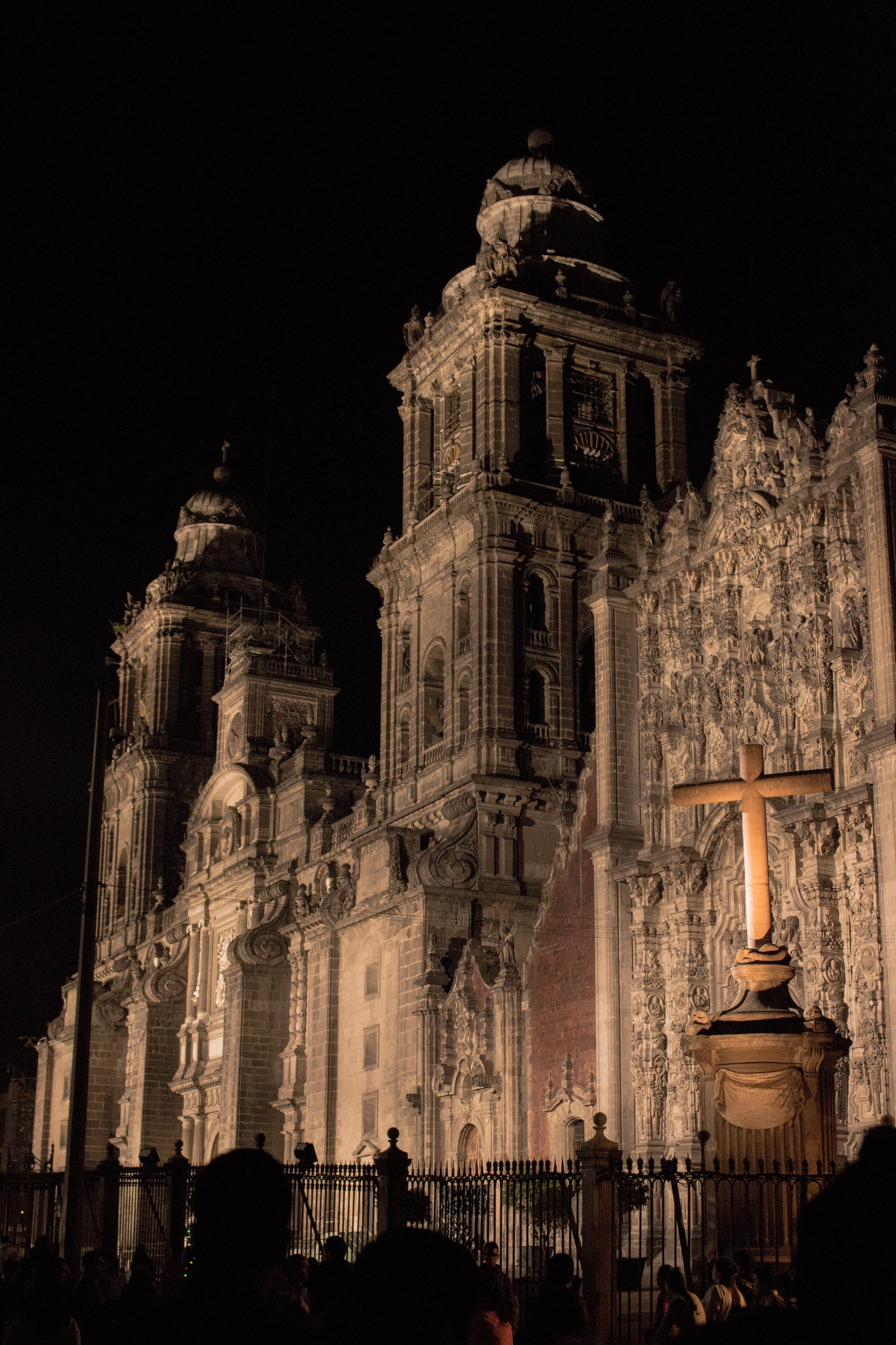 architecture, sky, building, bell tower, religion, church, place of worship, outdoors, mexico city, parish, old, 5K, the past, built structure, ornate, Phone HD Wallpaper