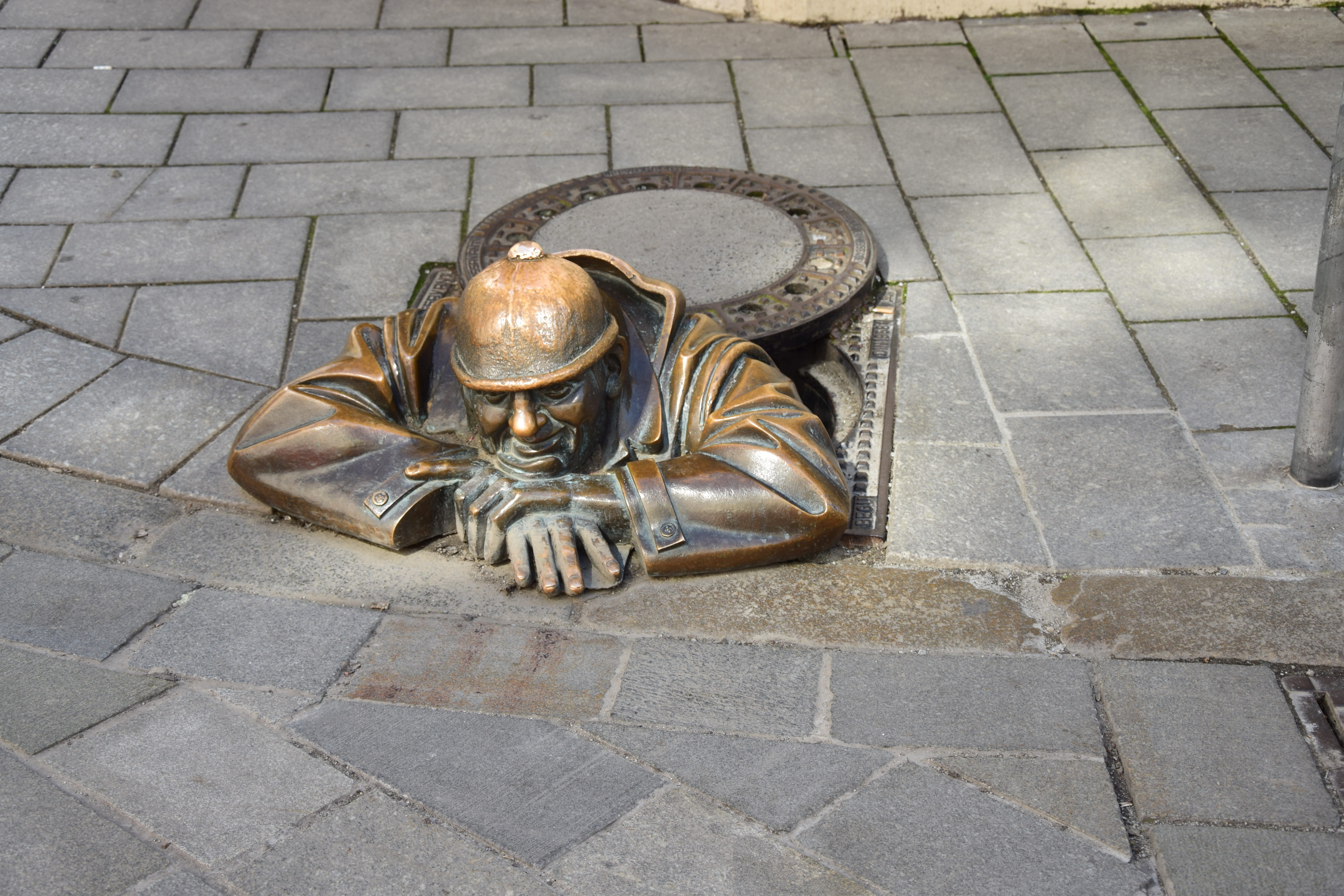male likeness, representation, Slovakia, craft, metal, stone, outdoors, 5K, architecture, human representation, paving stone, no people, Bratislava, concepts And Ideas, HD Wallpaper
