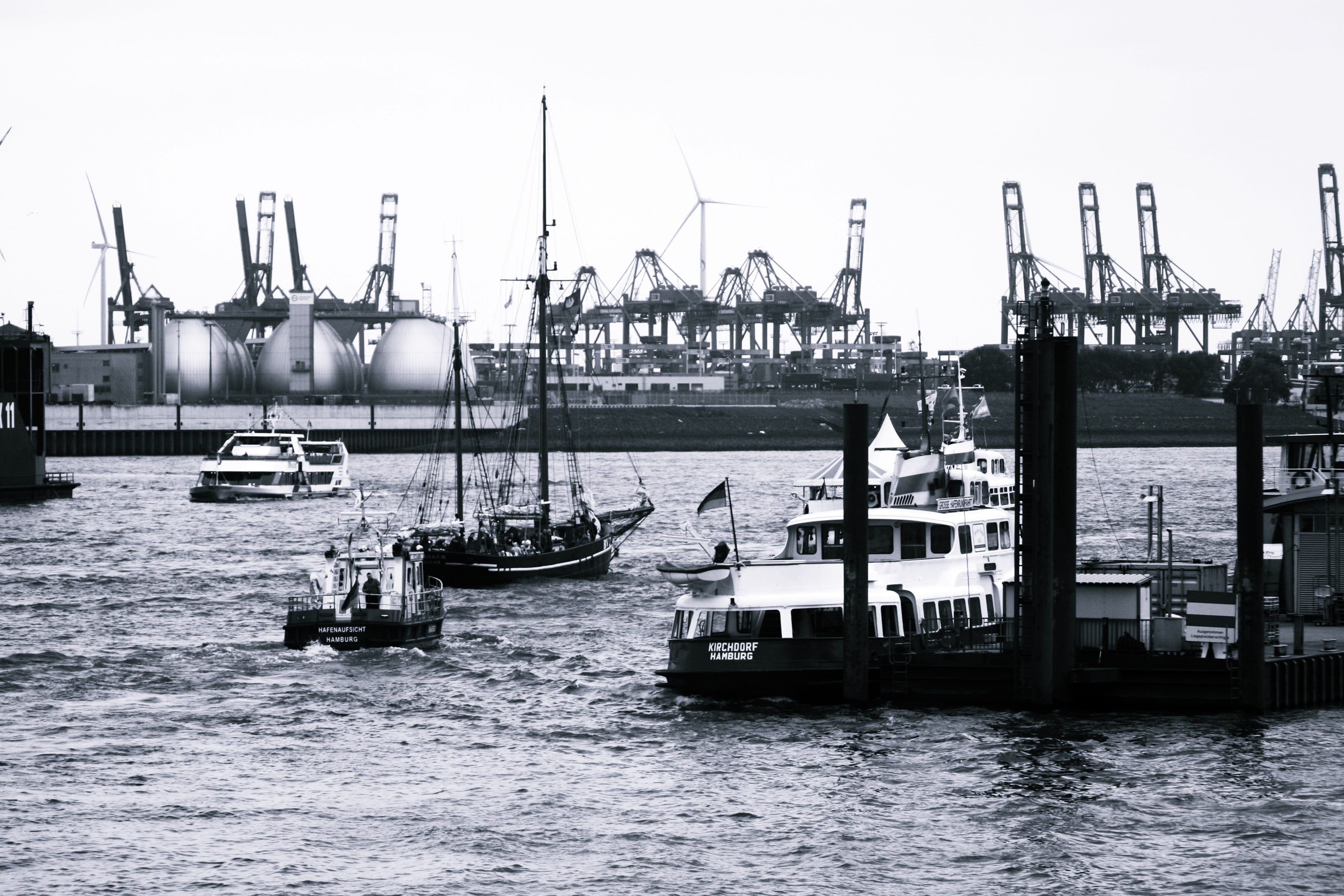 machinery, fishing industry, pole, black and white photography, sailboat, commercial dock, nautical vessel, port, no people, transportation, business, water, HD Wallpaper