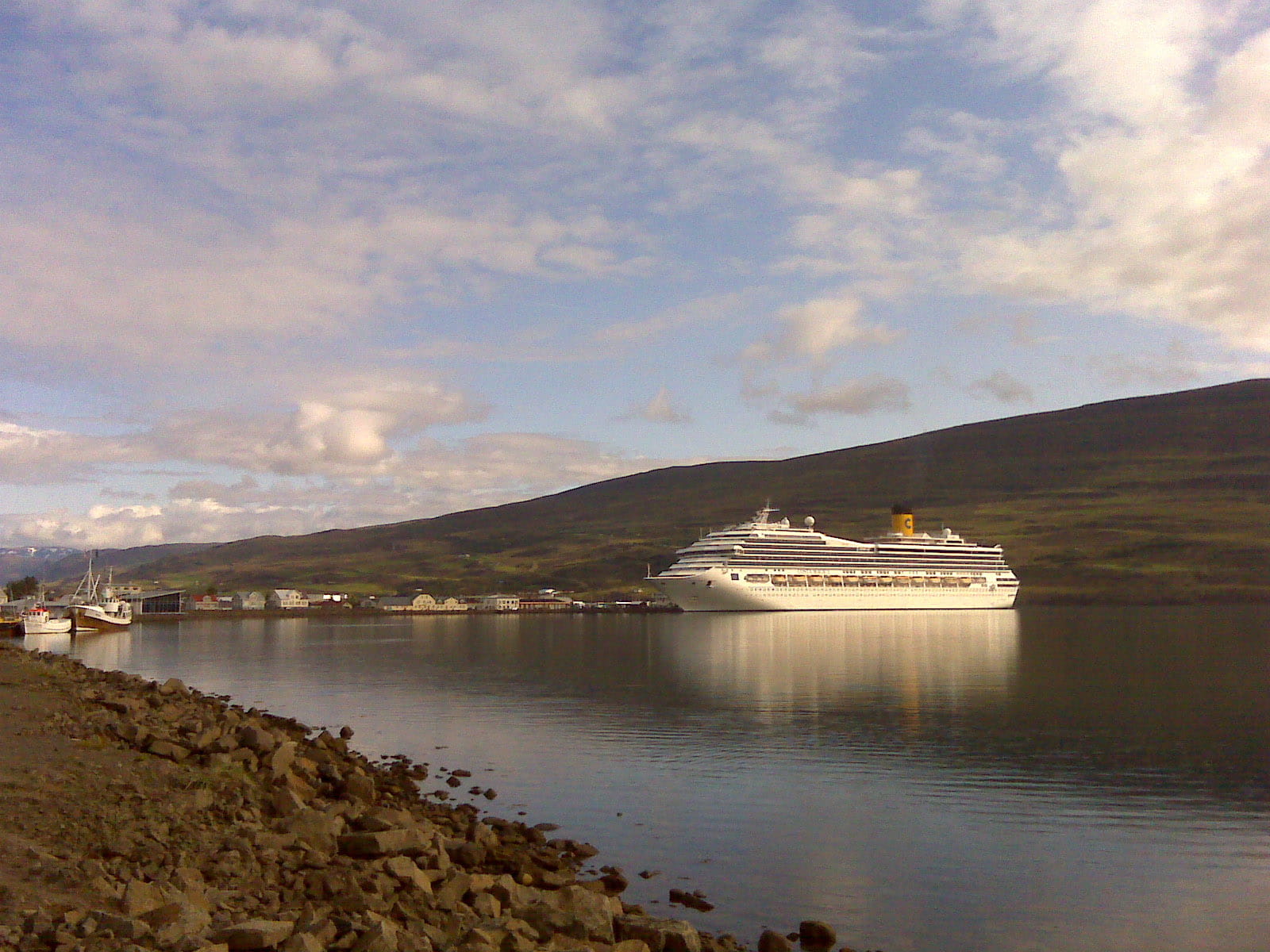 cloud - sky, transportation, river, scenics - nature, tranquil scene, landscapes, harbour, cruise, curise ship, clouds, europe, 720P, outdoors, photos, HD Wallpaper