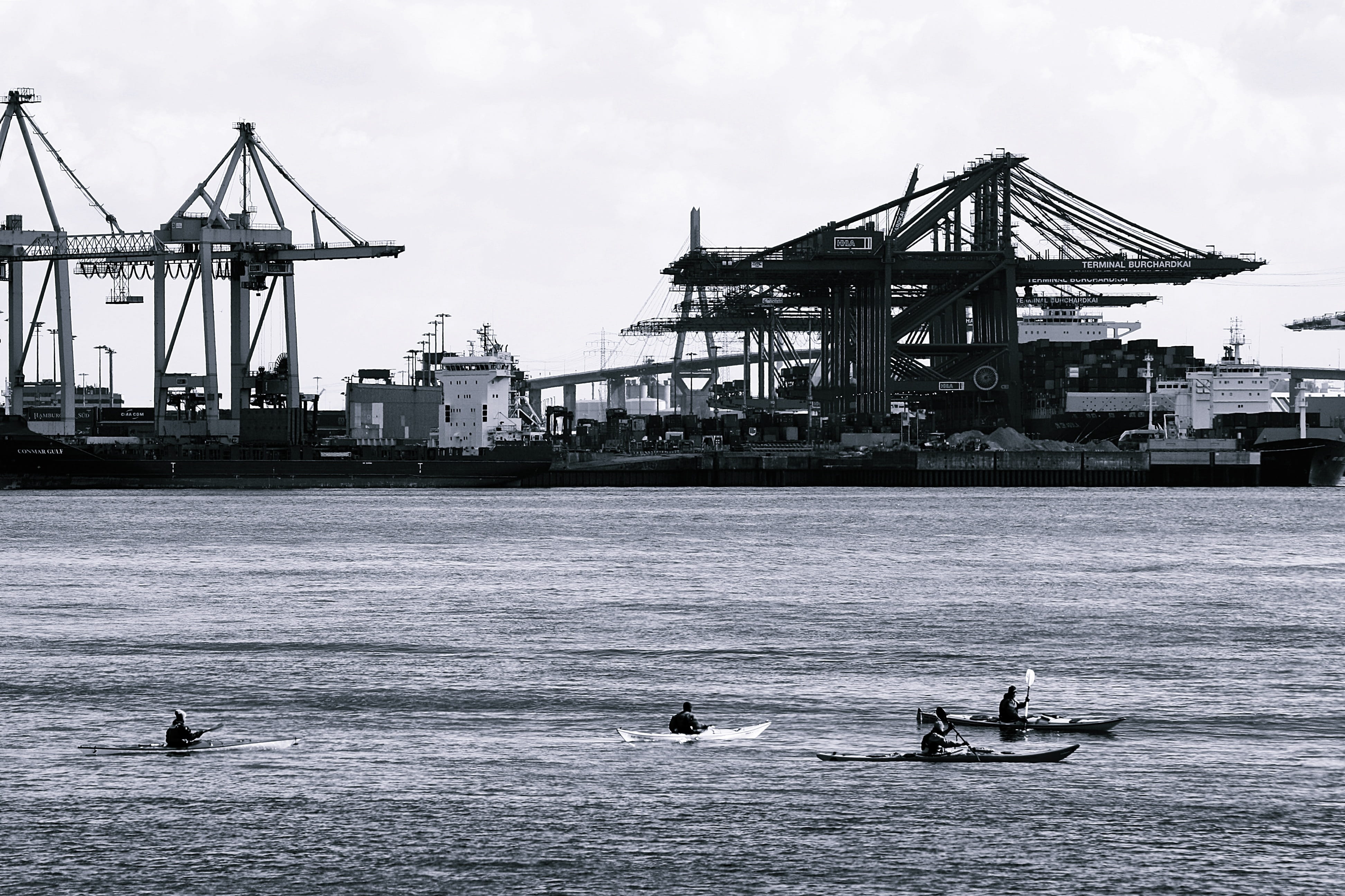 built structure, nature, water, sky, harbour cruise, paddle, canoeing, hanseatic city of hamburg, kayak, construction equipment, outdoors, nautical vessel, HD Wallpaper