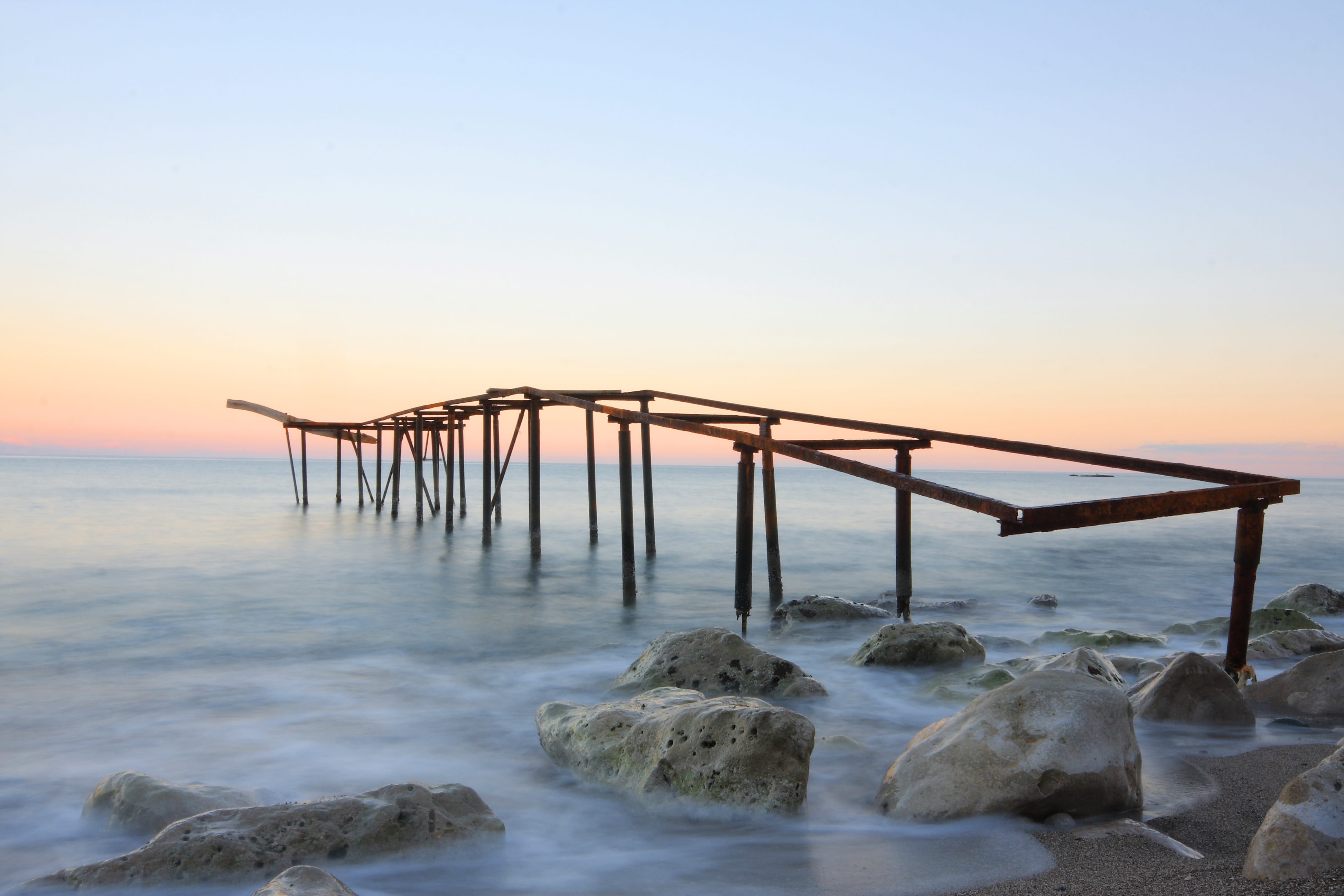 copy space, rocky, outdoors, wooden, peace, clear sky, sea, scenics - nature, rusty, swim, shore, ocean, travel, brown, beach, in the evening, summer, landscape, HD Wallpaper