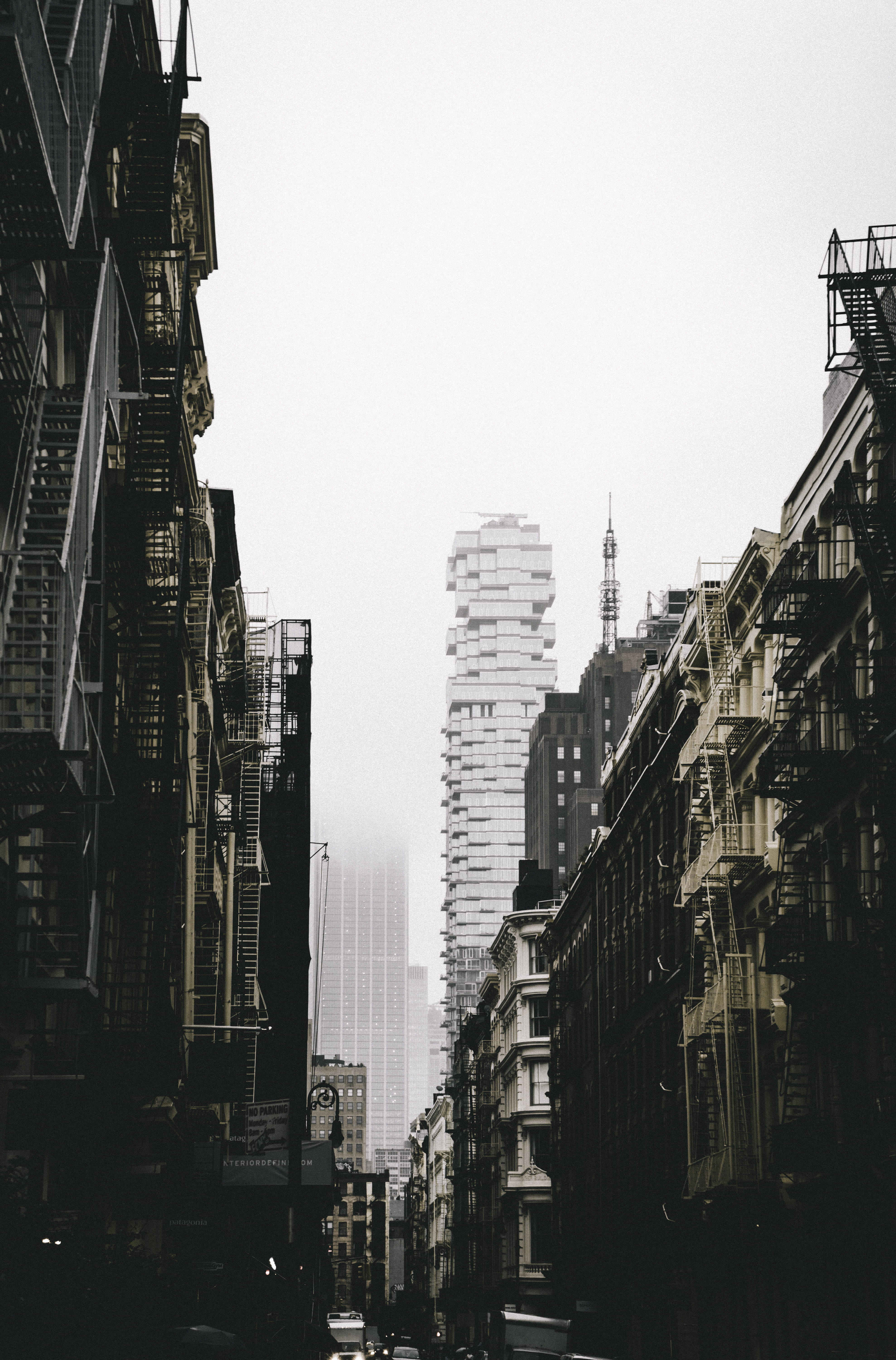 urban, office Building, rainy, photography, october, street, buildings, grey, rise, angle, black And White, autumn, low, new York State, rain, apartment, Phone HD Wallpaper