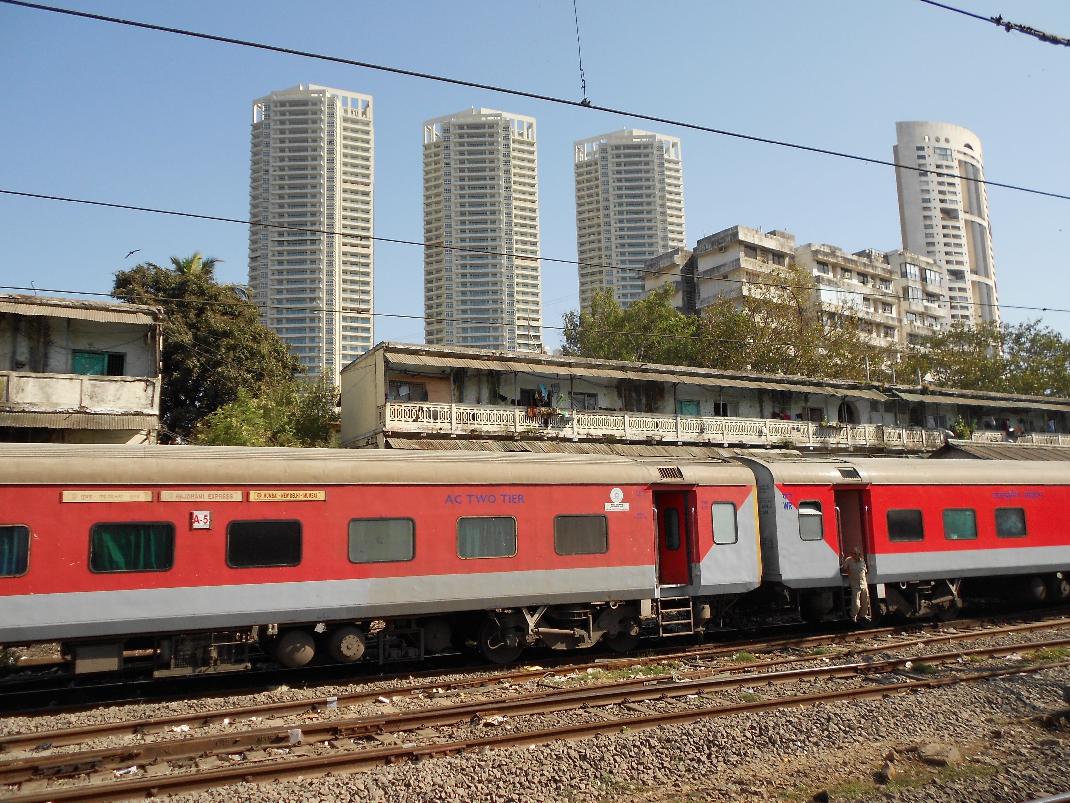 railways, train, 4K, india, skyscraper, train - vehicle, office building exterior, sky, cityscape, city, mumbai, public transportation, building, building exterior, HD Wallpaper