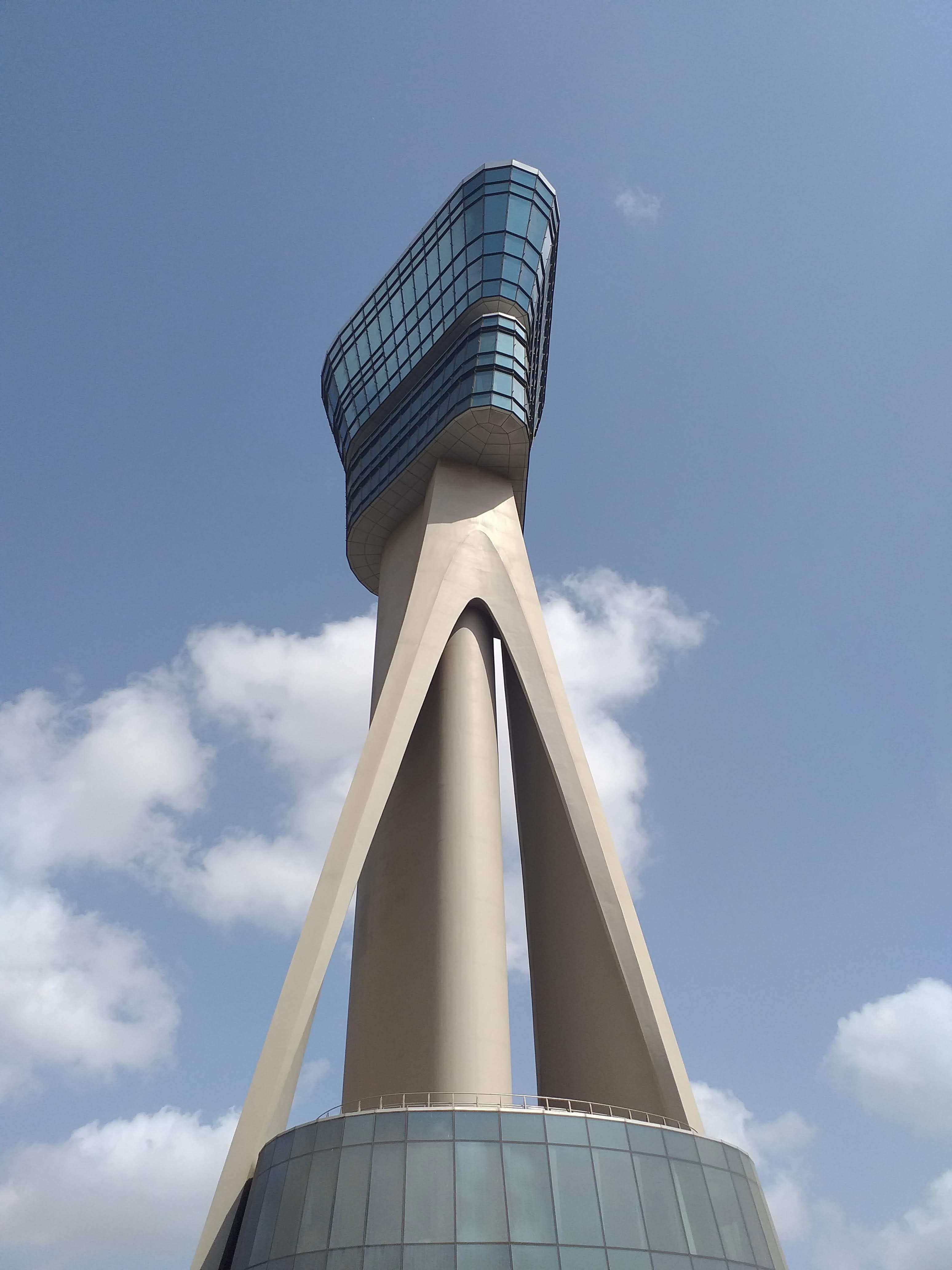 modern, tourism, sphotoedit, tower, cloud - sky, city, amazing, airport, asia, award, 4K, blue, sandeep, fuel and power generation, victorian, building exterior, Phone HD Wallpaper