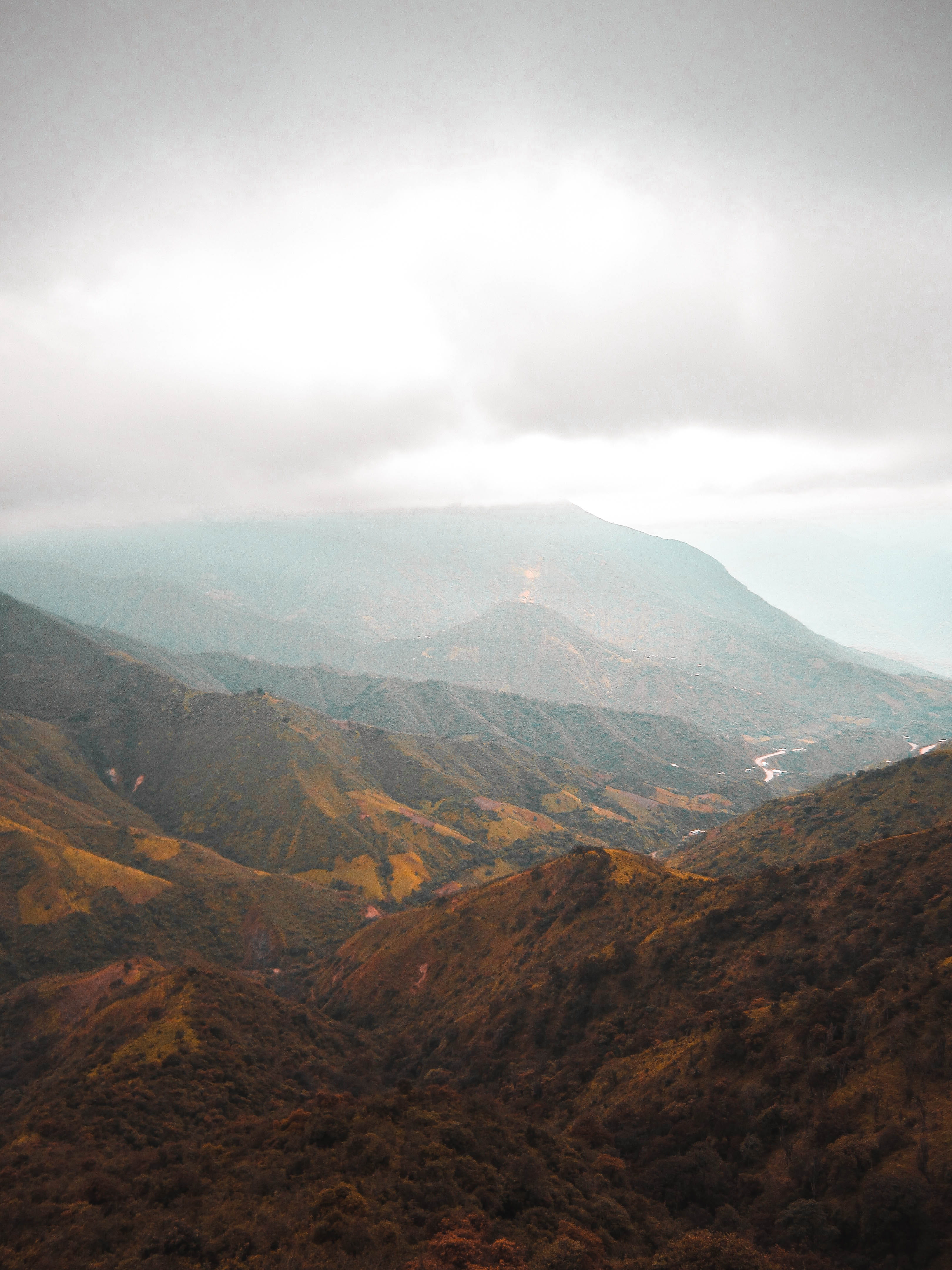 day, idyllic, land, cloud - sky, mountain range, lima region, valley, 4K, non-urban scene, environment, mountain peak, sky, lfestyle, landscape, no people, Phone HD Wallpaper