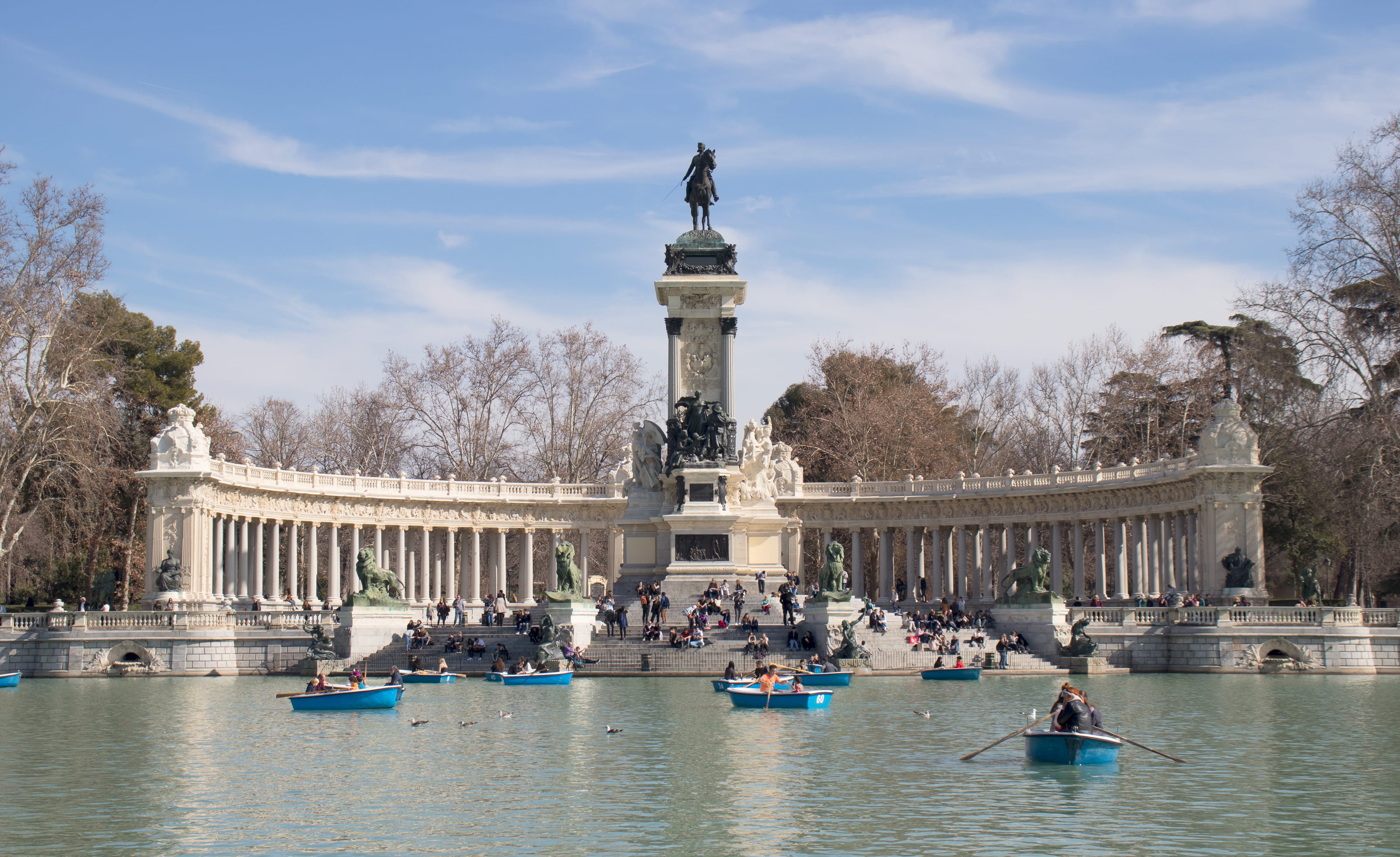 travel destinations, spain, travel, 4K, pond, outdoors, built structure, statue, tree, architecture, sky, water, history, waterfront, nature, group of people, HD Wallpaper