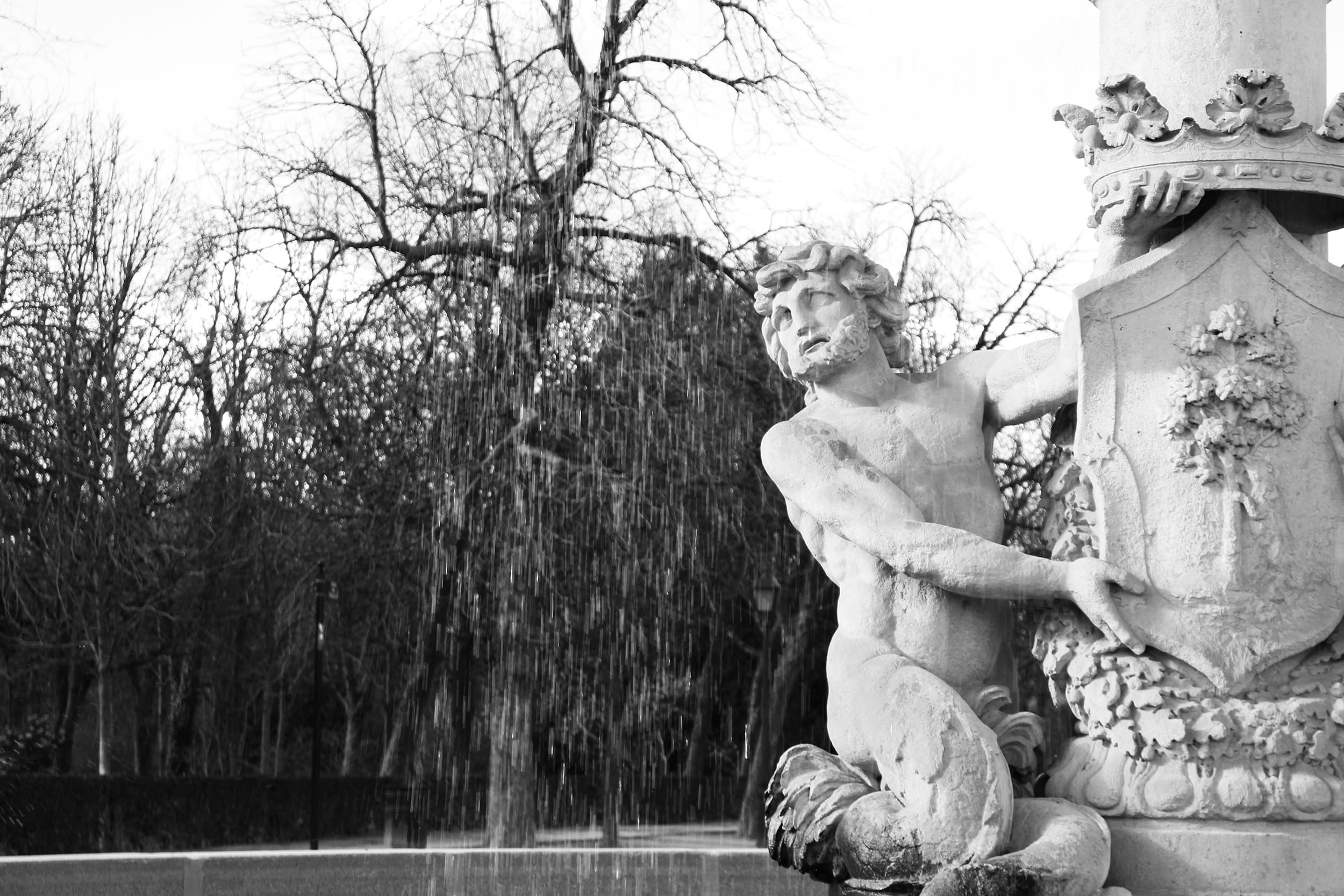 male likeness, day, monument, tree, el retiro park, sculpture, spain, nature, statue, ancient, marble, lake, plant, craft, madrid, outdoors, fontana, statues, HD Wallpaper