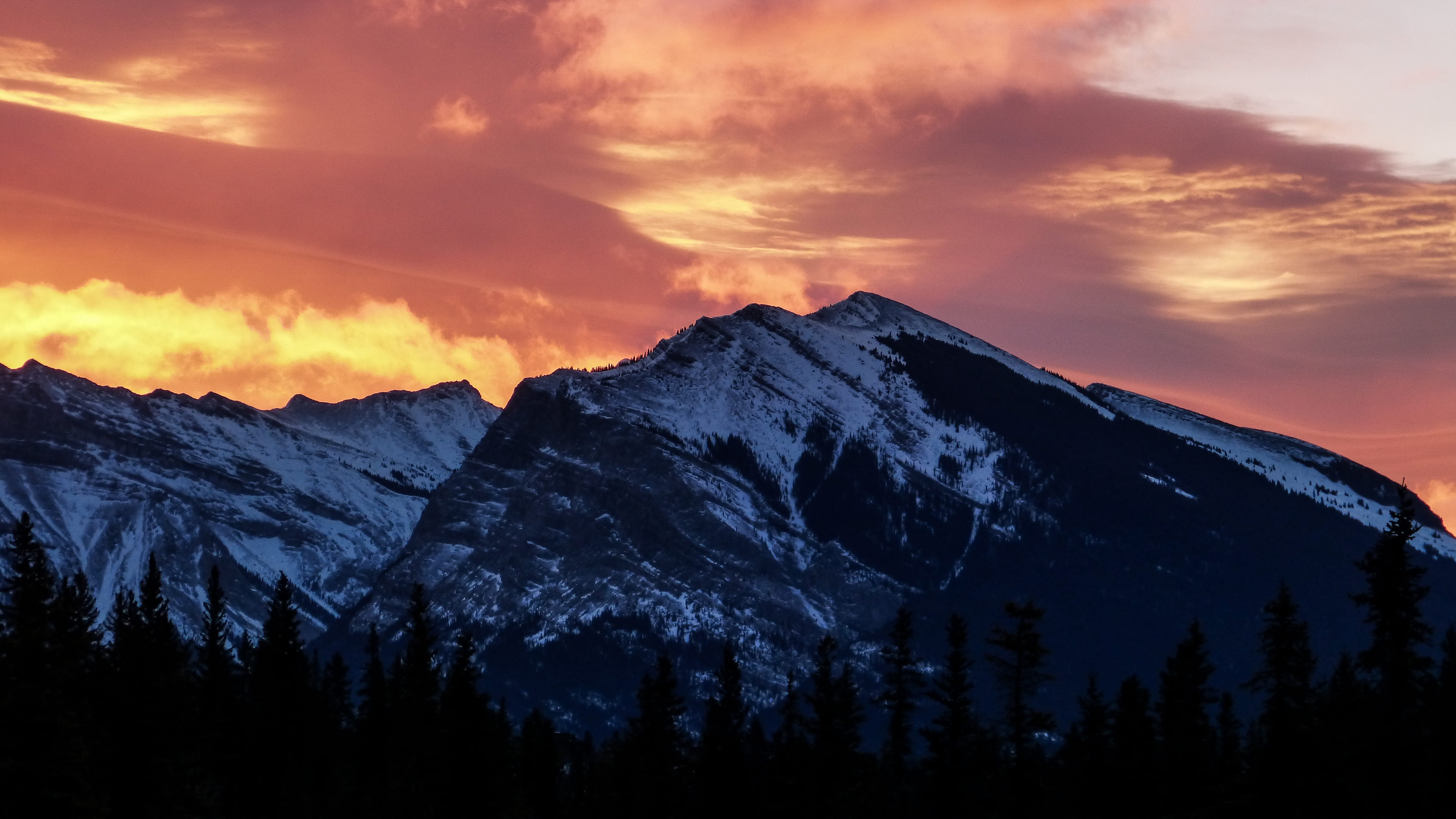 mountain range, covered, rocky, tranquility, sunshine, beauty in nature, dramatic sky, sun, sunny, mountain, pine woodland, morning, nature, sunrise, snow, HD Wallpaper