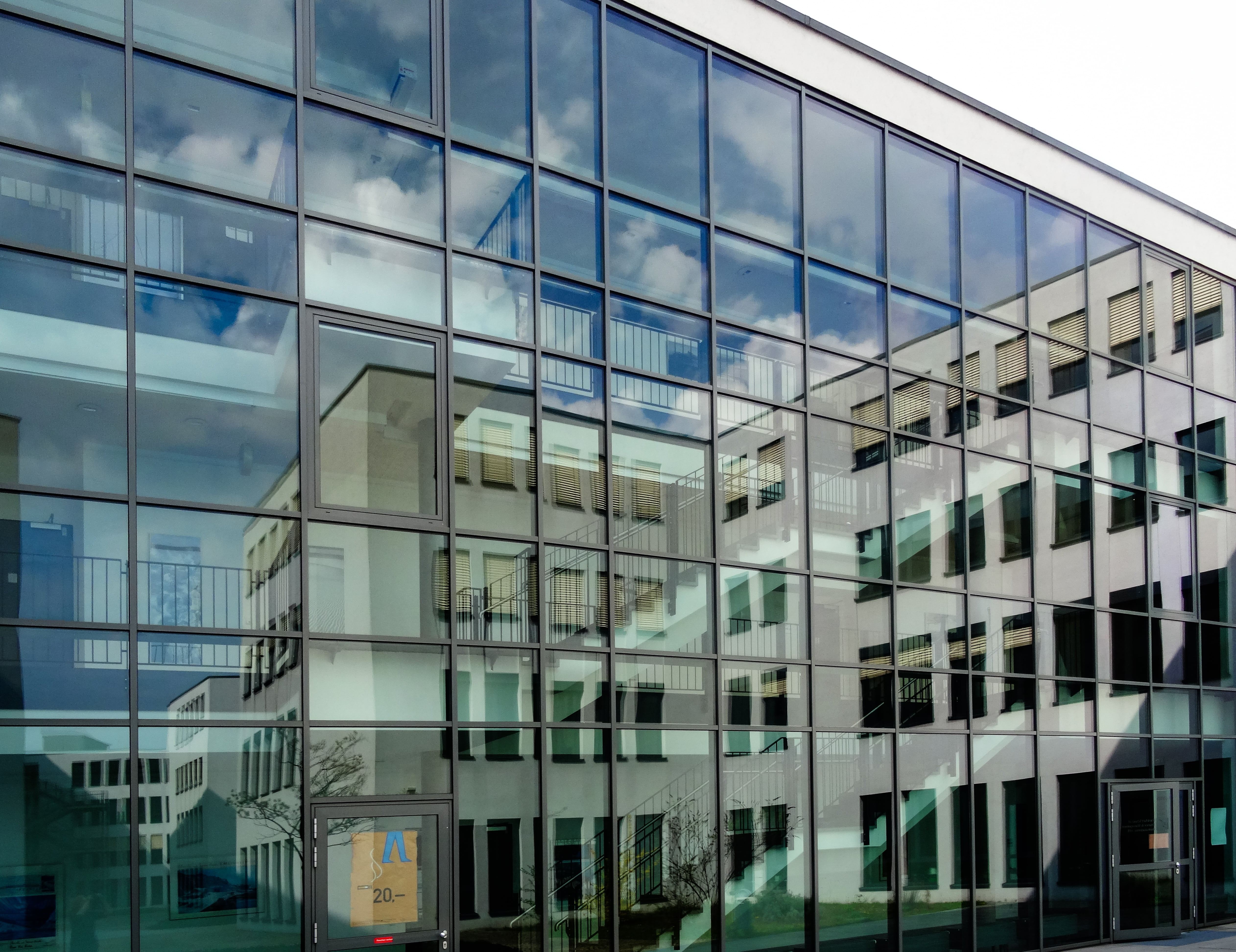 glass front, sky, light, reflection, 4K, mirroring, low angle view, full frame, office building, built structure, hauswand, nature, office building exterior, HD Wallpaper