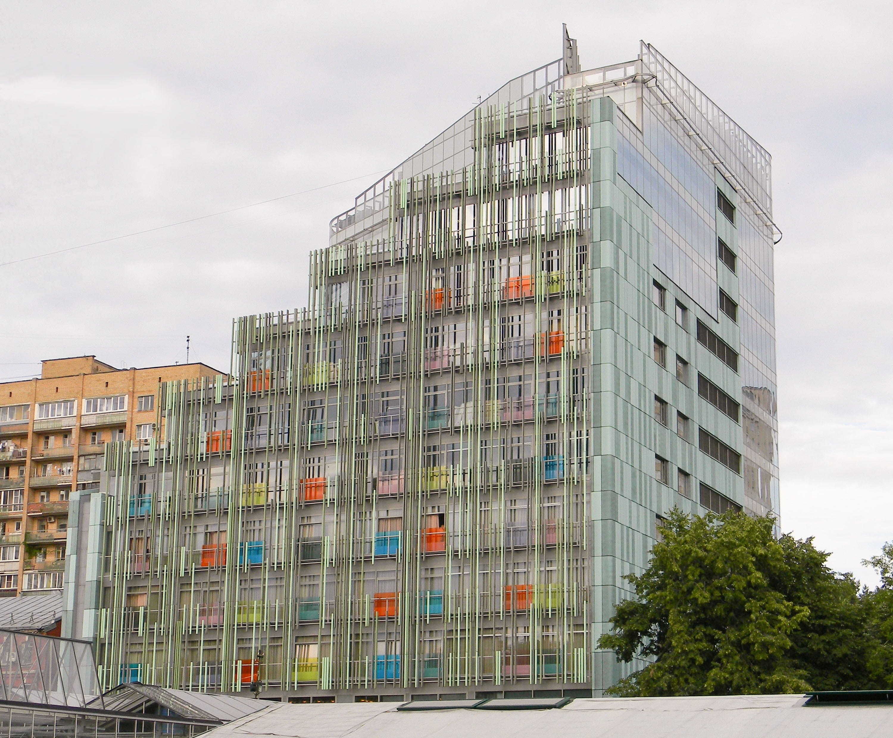no people, architecture, office building exterior, plant, glass, office center, glazing, business center, skyscraper, outdoors, the façade of the, unusual, HD Wallpaper