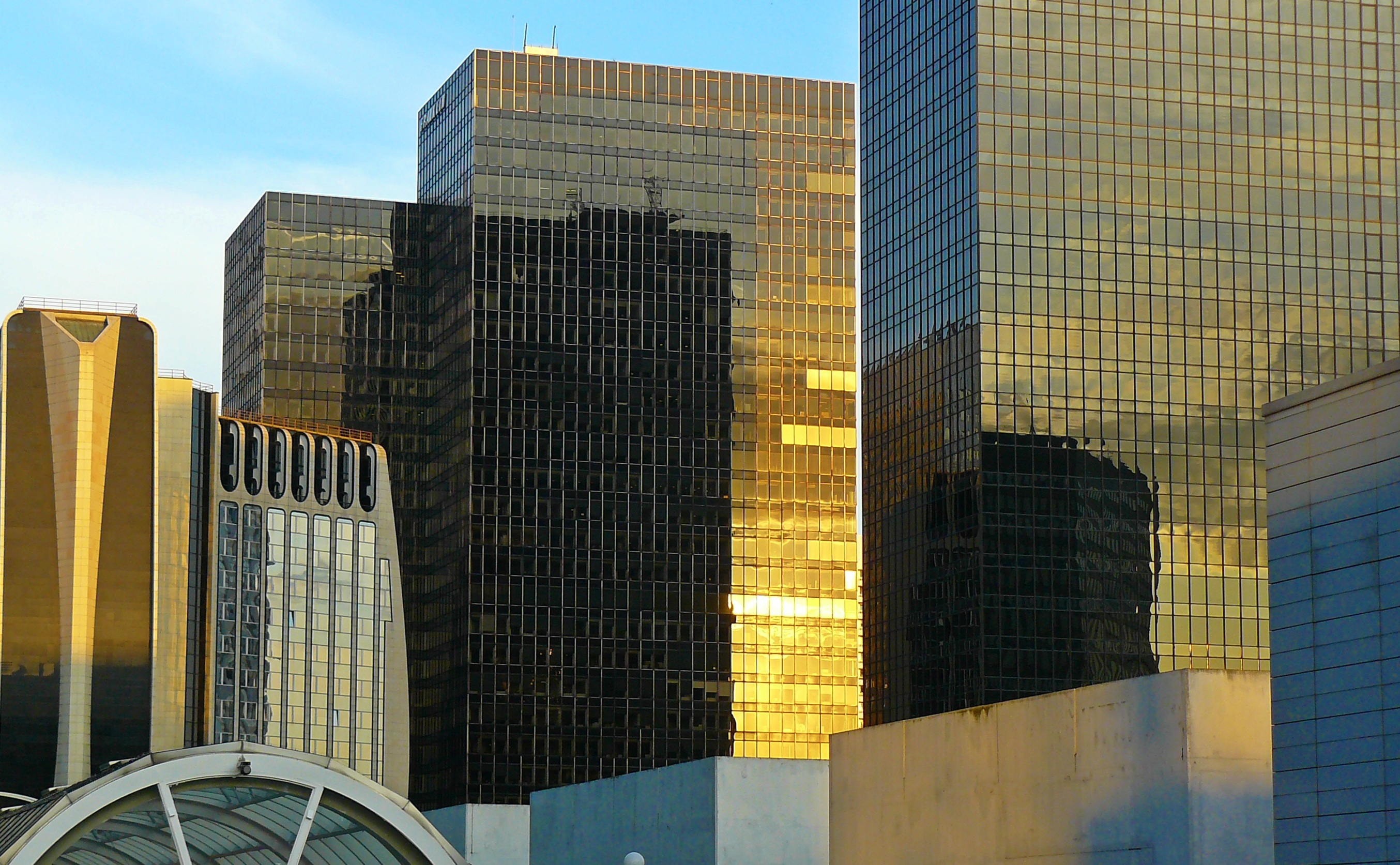 paris, urban planning, low angle view, glass - material, glass facade, building, urban Scene, city view, skyscrapers, skyscraper, gray, building Exterior, HD Wallpaper