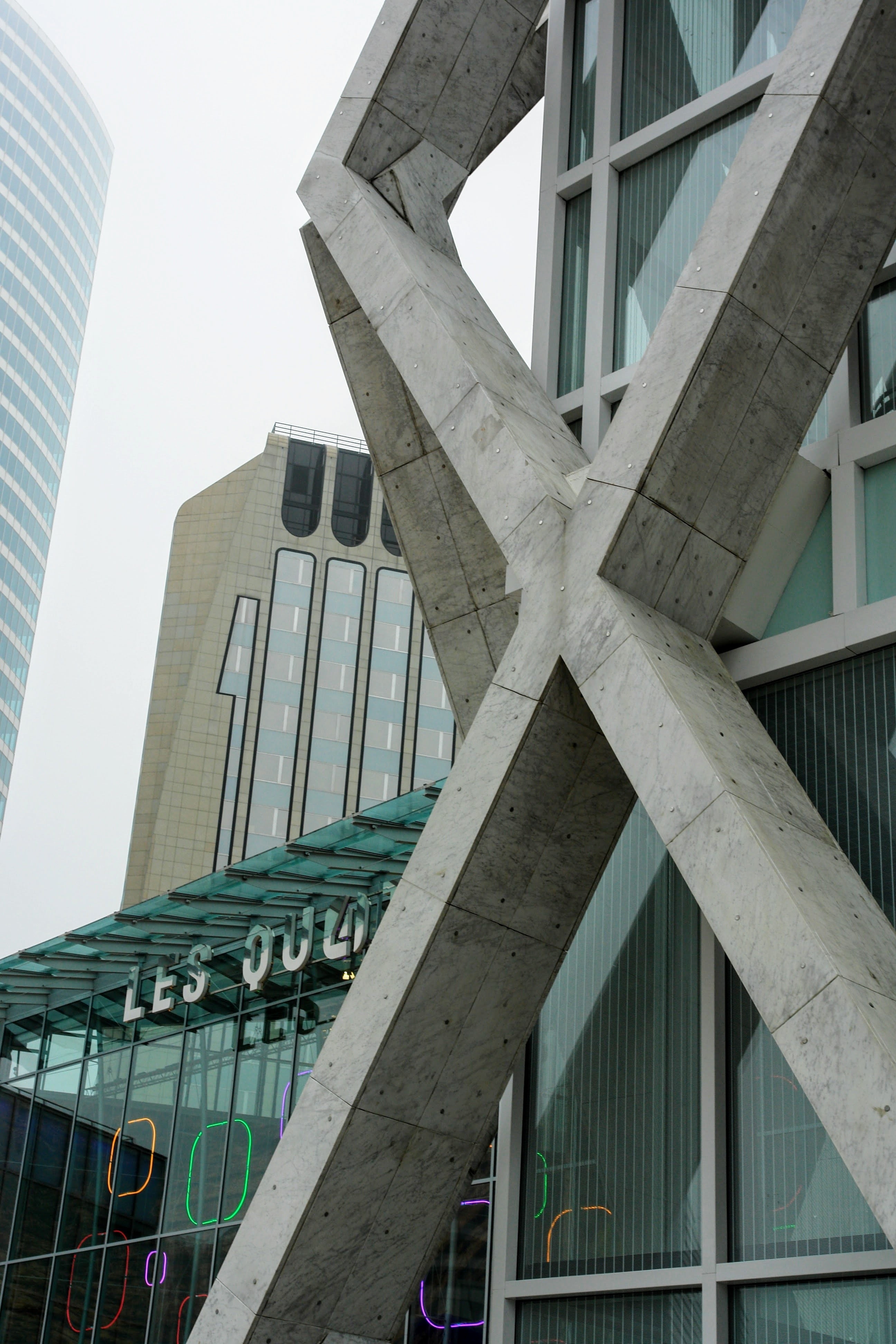 outdoors, bridge, office, france, 4K, building exterior, la defense, steel, architecture, sky, tall - high, facade, building, built structure, skyscraper, Phone HD Wallpaper