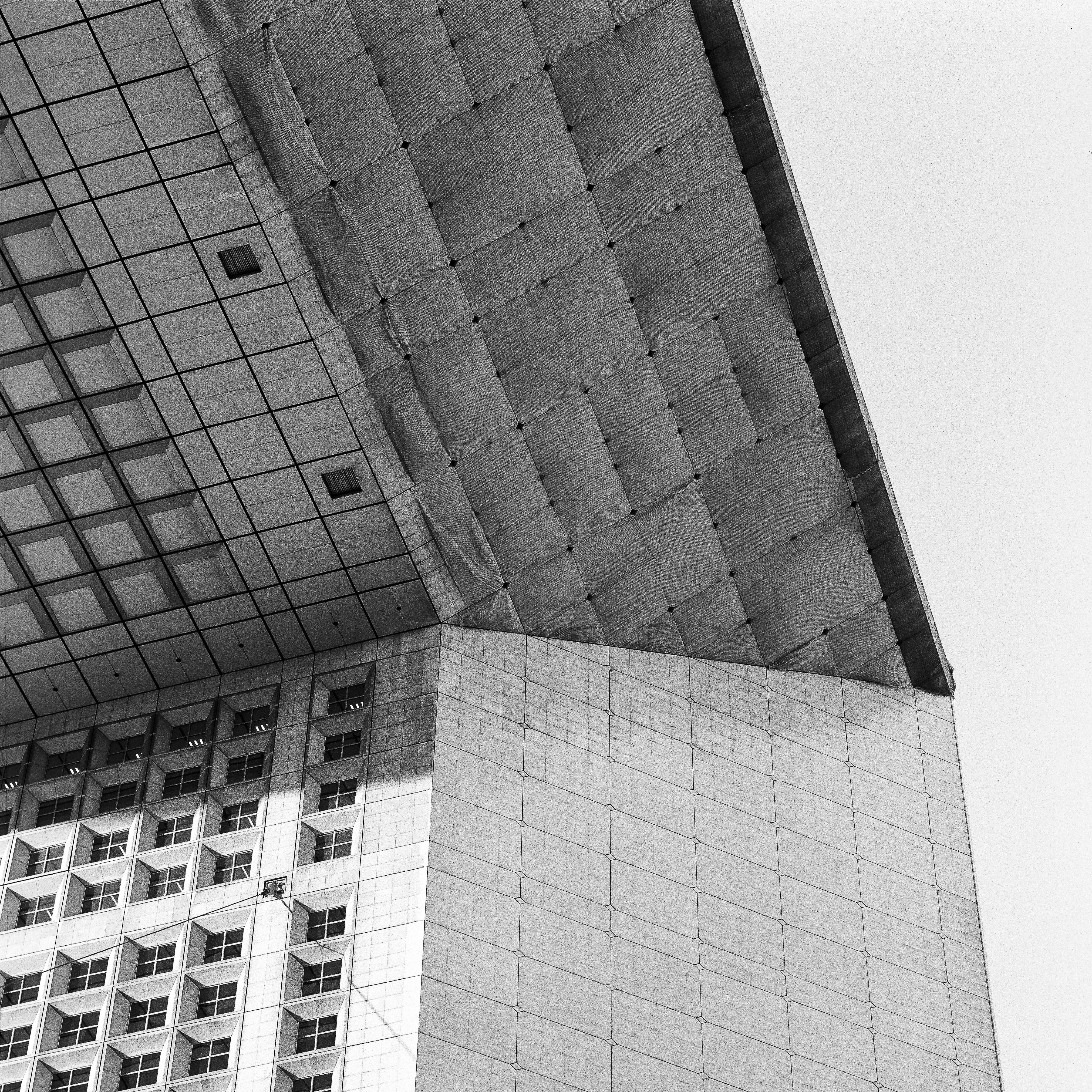 france, built structure, 4K, day, wall - building feature, outdoors, office building exterior, graphic picture, architecture, film is not dead, office, Phone HD Wallpaper