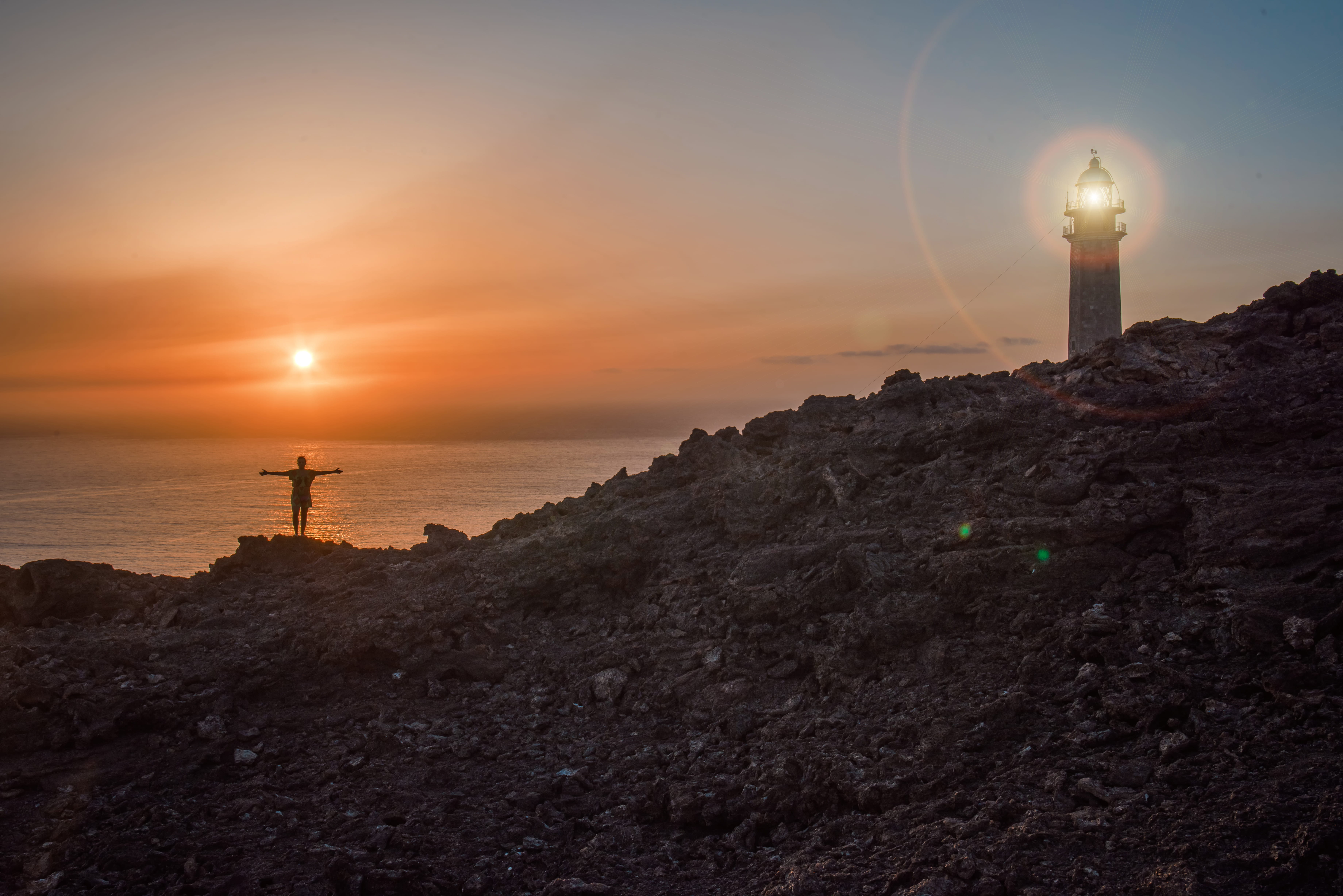 sunlight, golden, arms, 5K, building, sunset, open, near, man, hand, hour, nature, sea, water, no people, direction, security, sky, beacon, adventure, HD Wallpaper