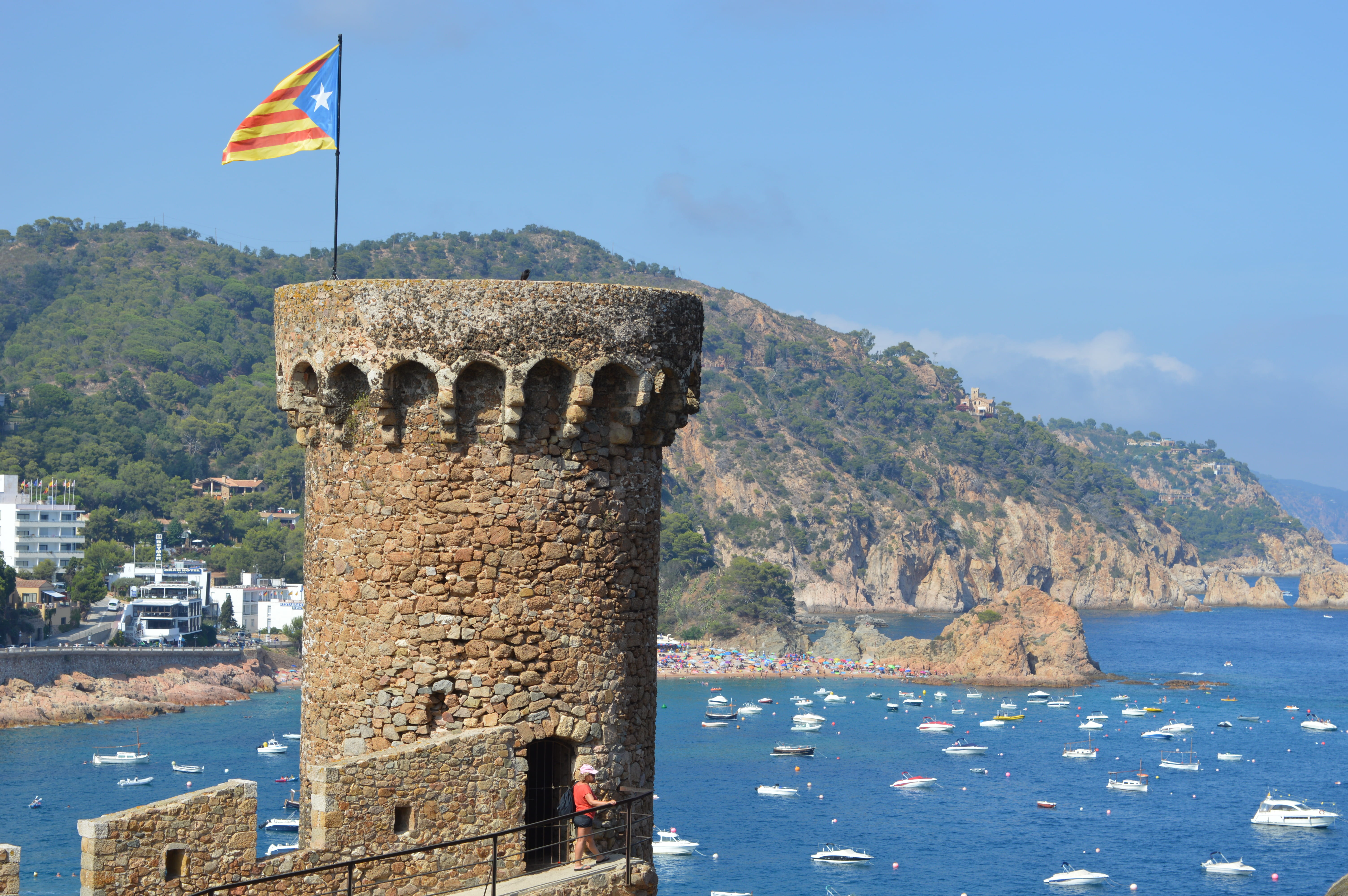the past, 5K, boats, building exterior, travel, no people, catalyna, coastline, tourism, flag, architecture, sky, mountain, day, sea, land, built structure, HD Wallpaper