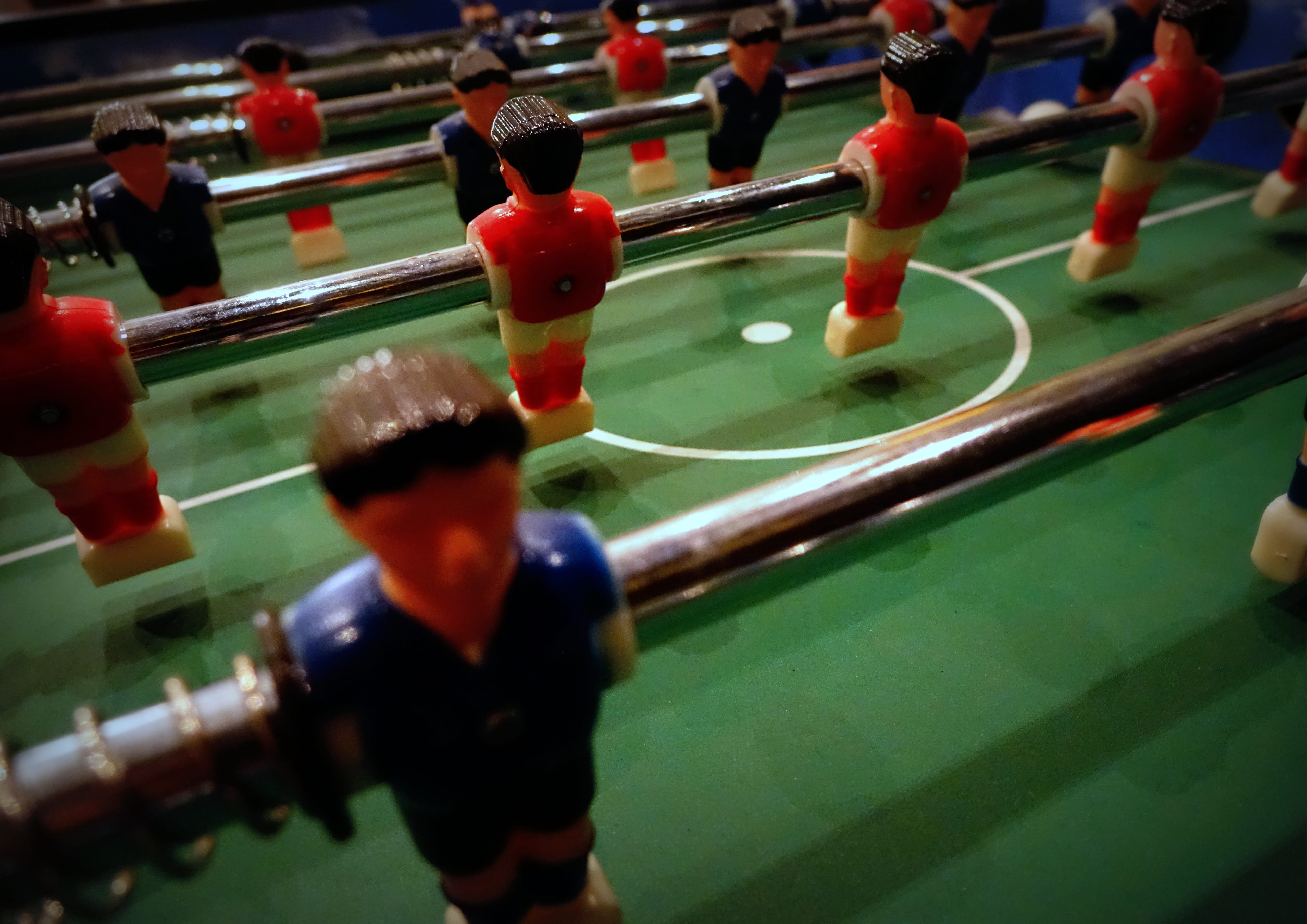 rotating handle bars, indoors, game device, teams, table game, cooperation, male likeness, Foosball, handle bars, football sports, table, soccer table, HD Wallpaper