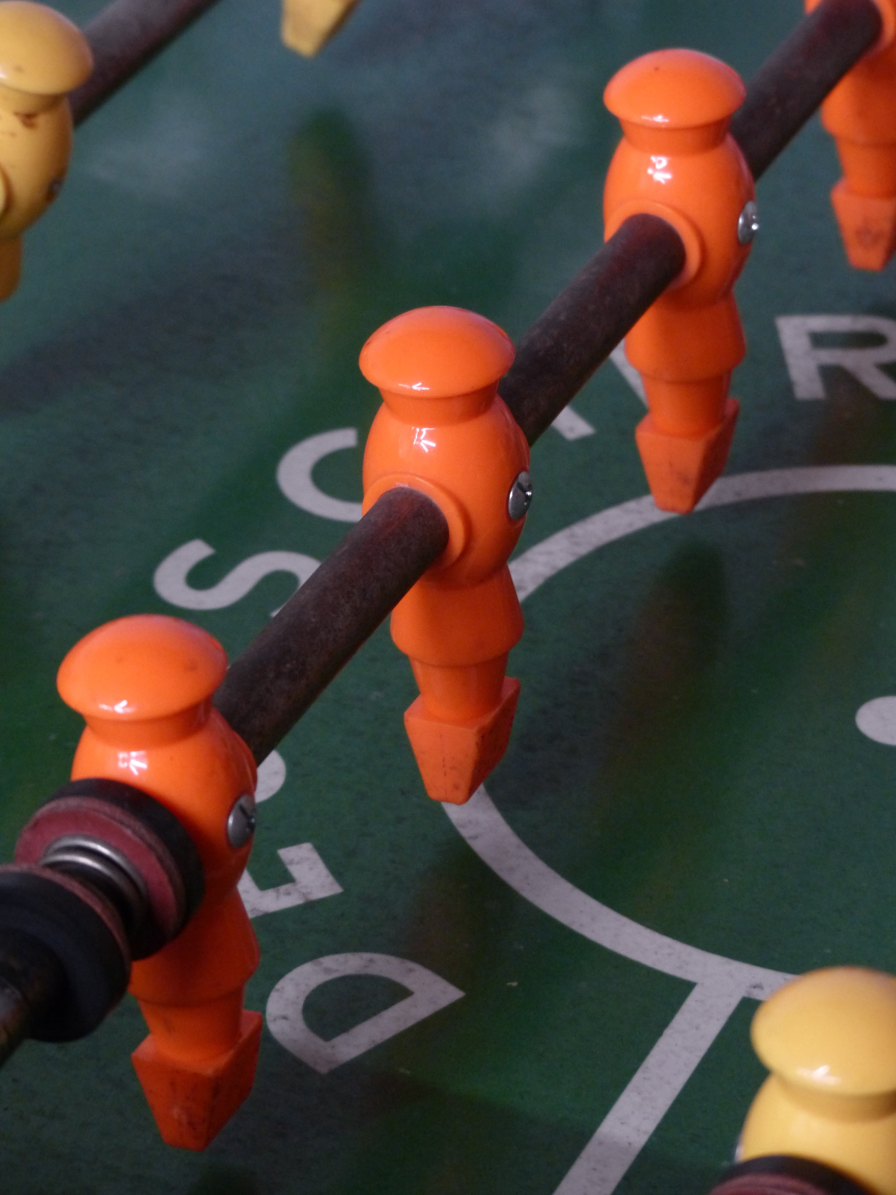 control, table football, player characters, top, board game, football figures, wuzzler, connection, challenge, table game, leisure activity, metal, detail, Phone HD Wallpaper