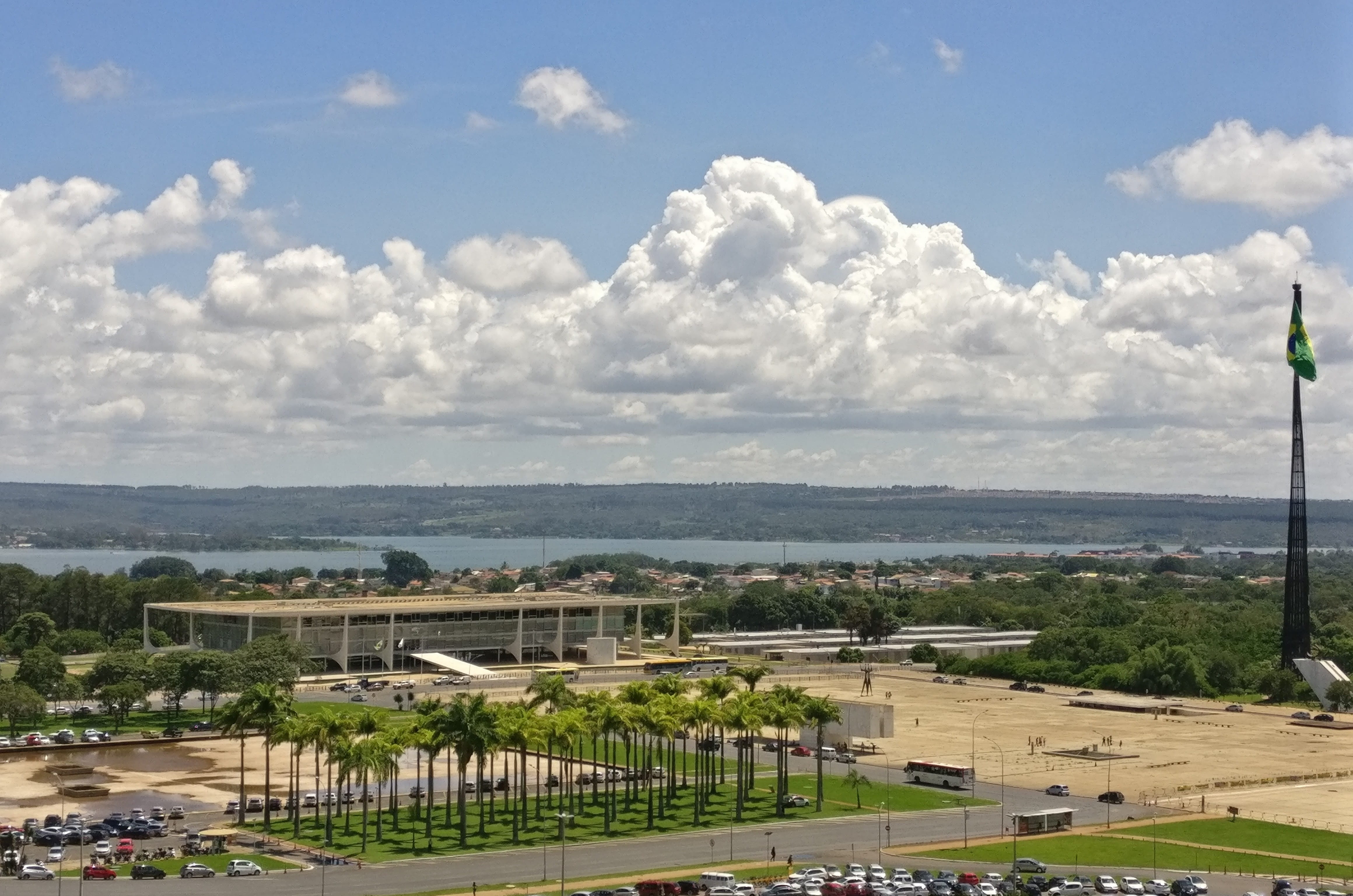 brazilian flag, brazil, perspective, nature, transportation, tree, no people, outdoors, plant, building exterior, landscape, palace of the plateau, architecture, HD Wallpaper