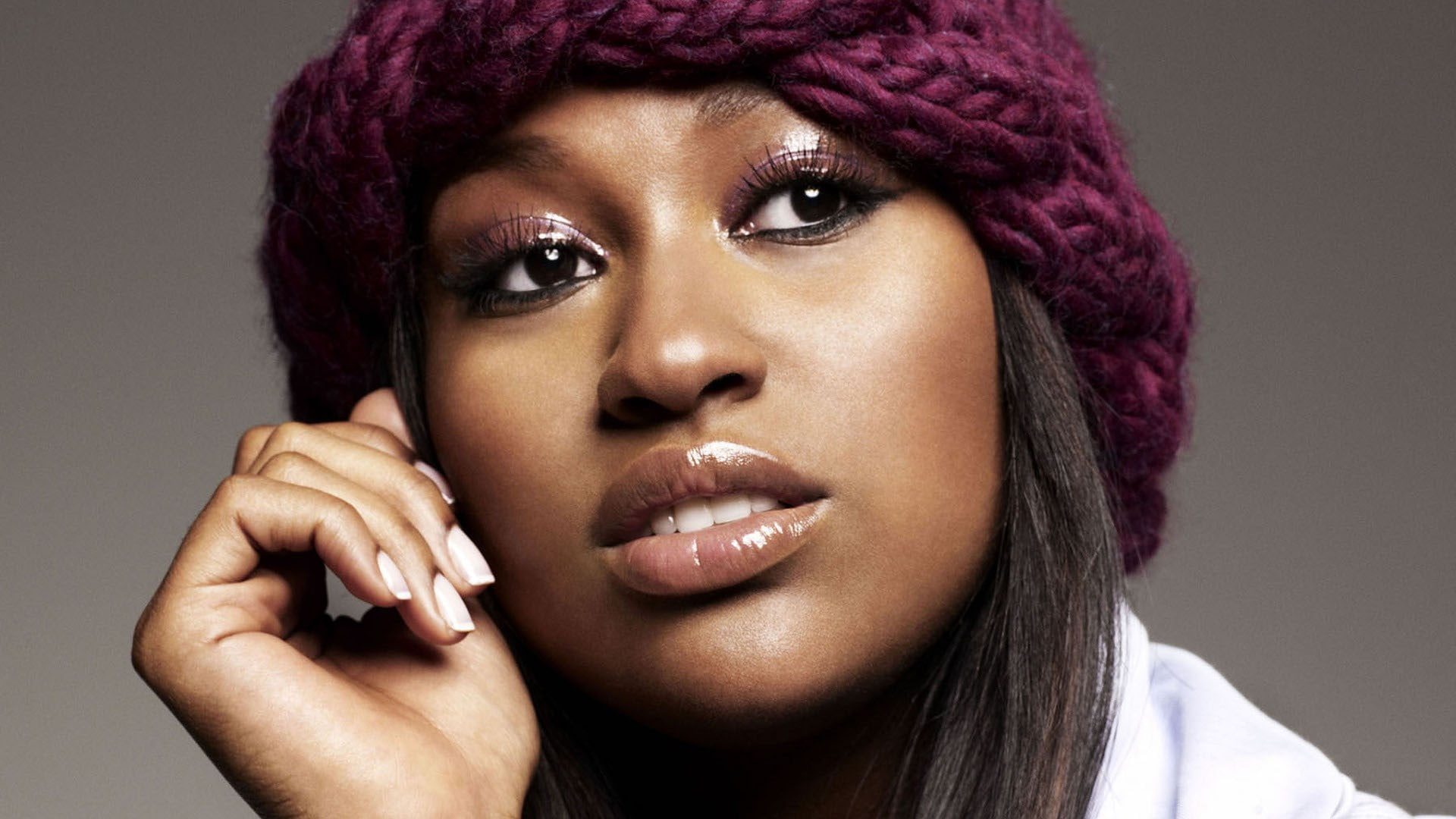 beauty, body part, young adult, beautiful woman, dyed hair, fashion, beautiful people, one person, looking at camera, headshot, jazmine sullivan, hairstyle, HD Wallpaper